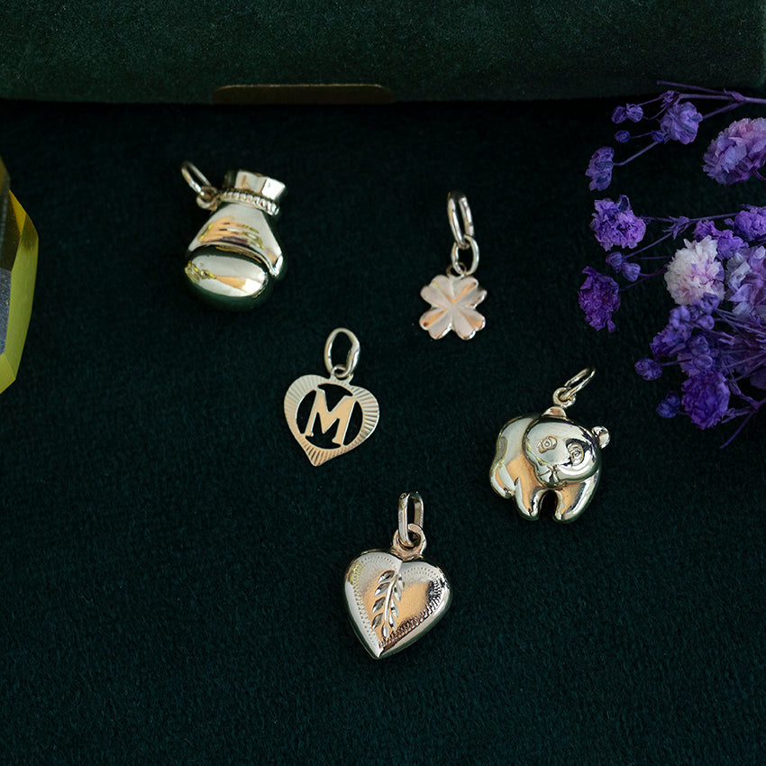 14 kt gold boxing glove pendant