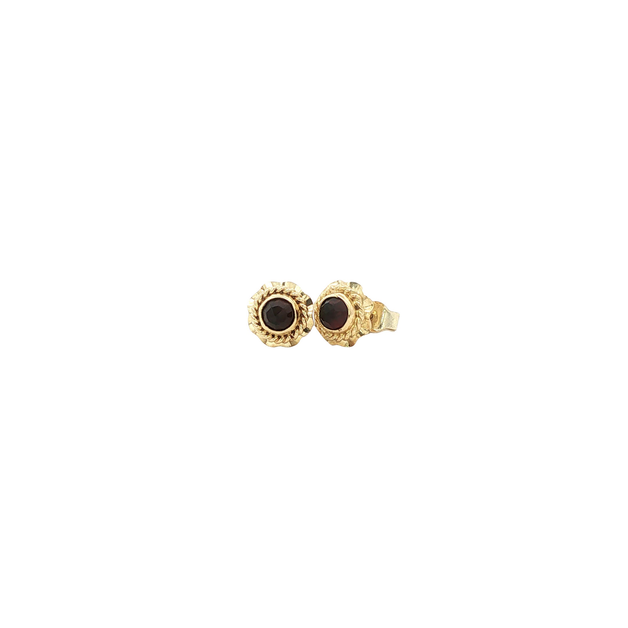 Gouden vintage oorstekers met granaat 14 kt