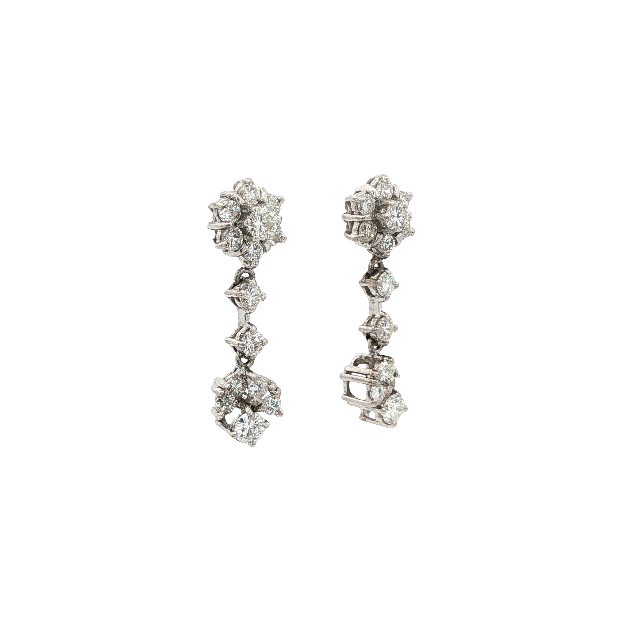 Vintage 18 kt white gold earrings with diamond