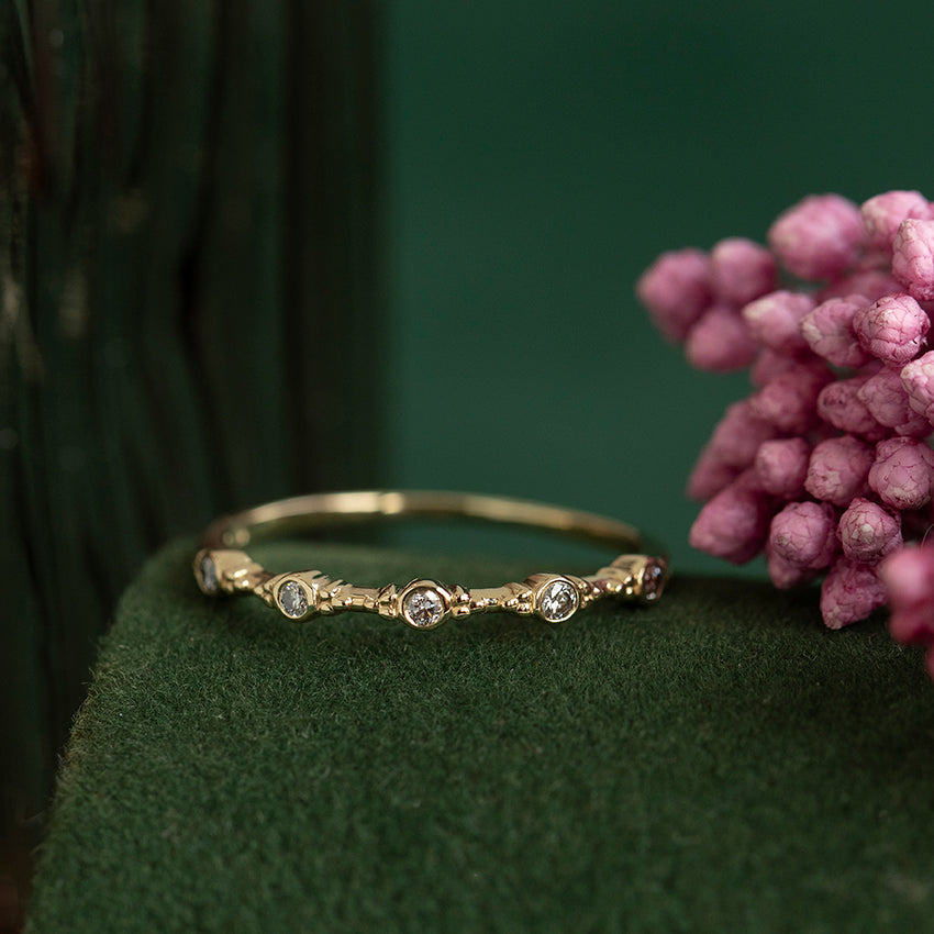 Gouden vintage ring met diamant 14 kt