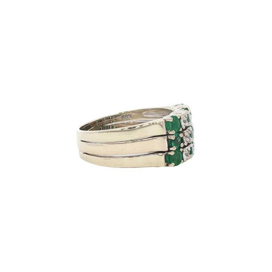 Vintage 14 kt white gold ring with emerald and diamond
