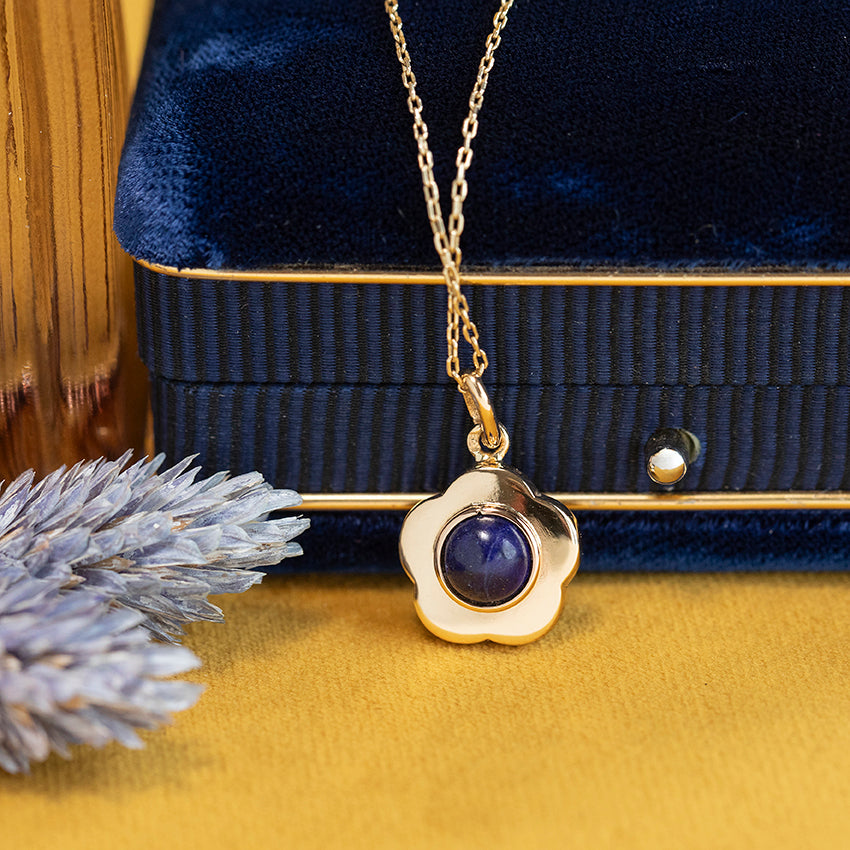 Gouden hanger met lapis lazuli 18 kt