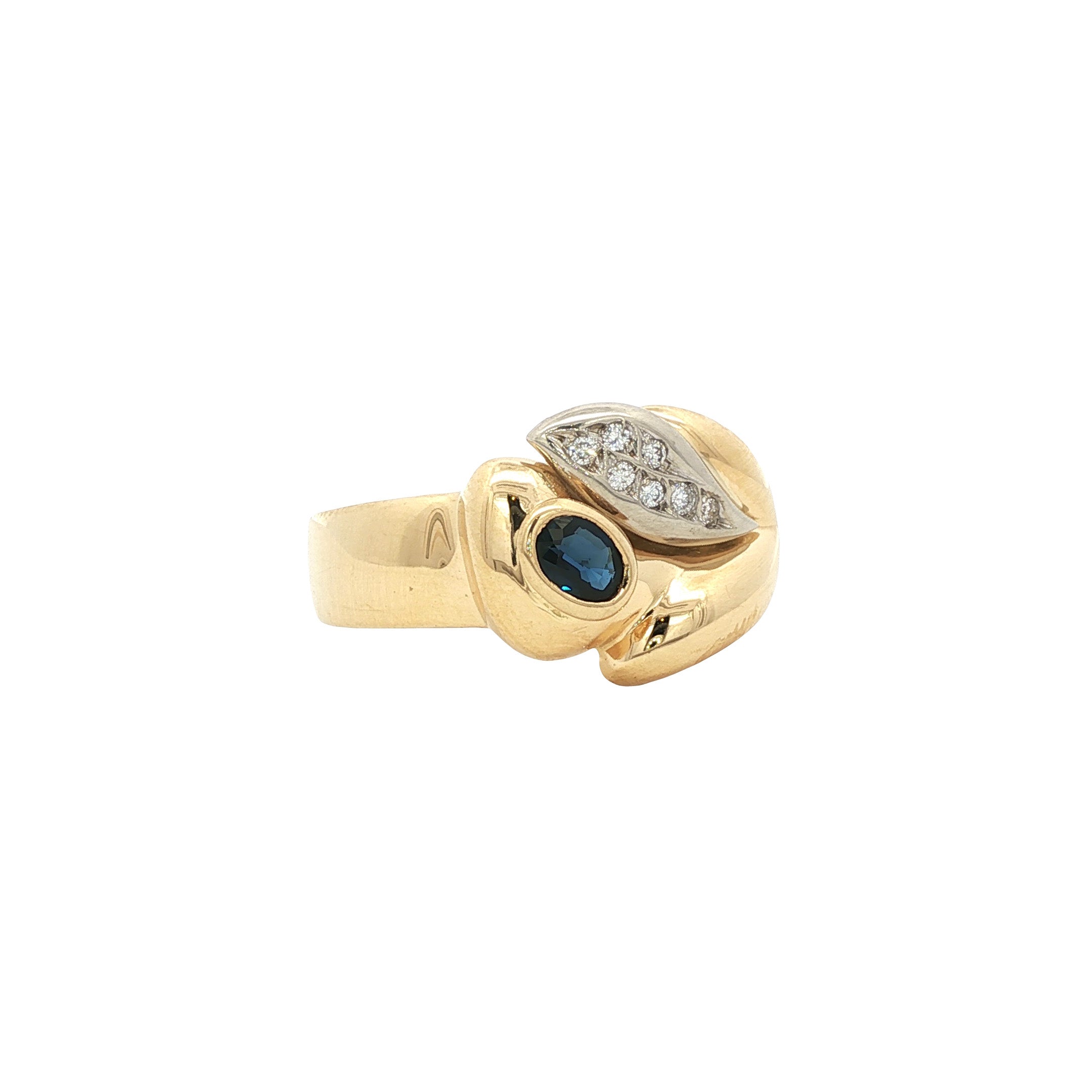 18 kt gold ring with sapphire and diamond