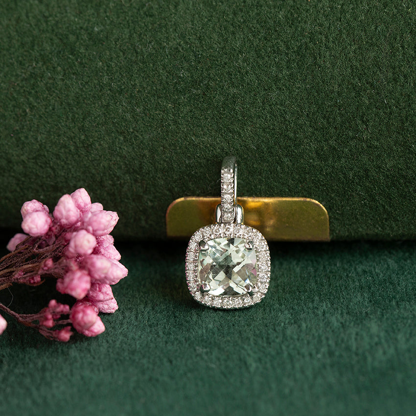 Witgouden vintage hanger met prasioliet en diamant 14 kt