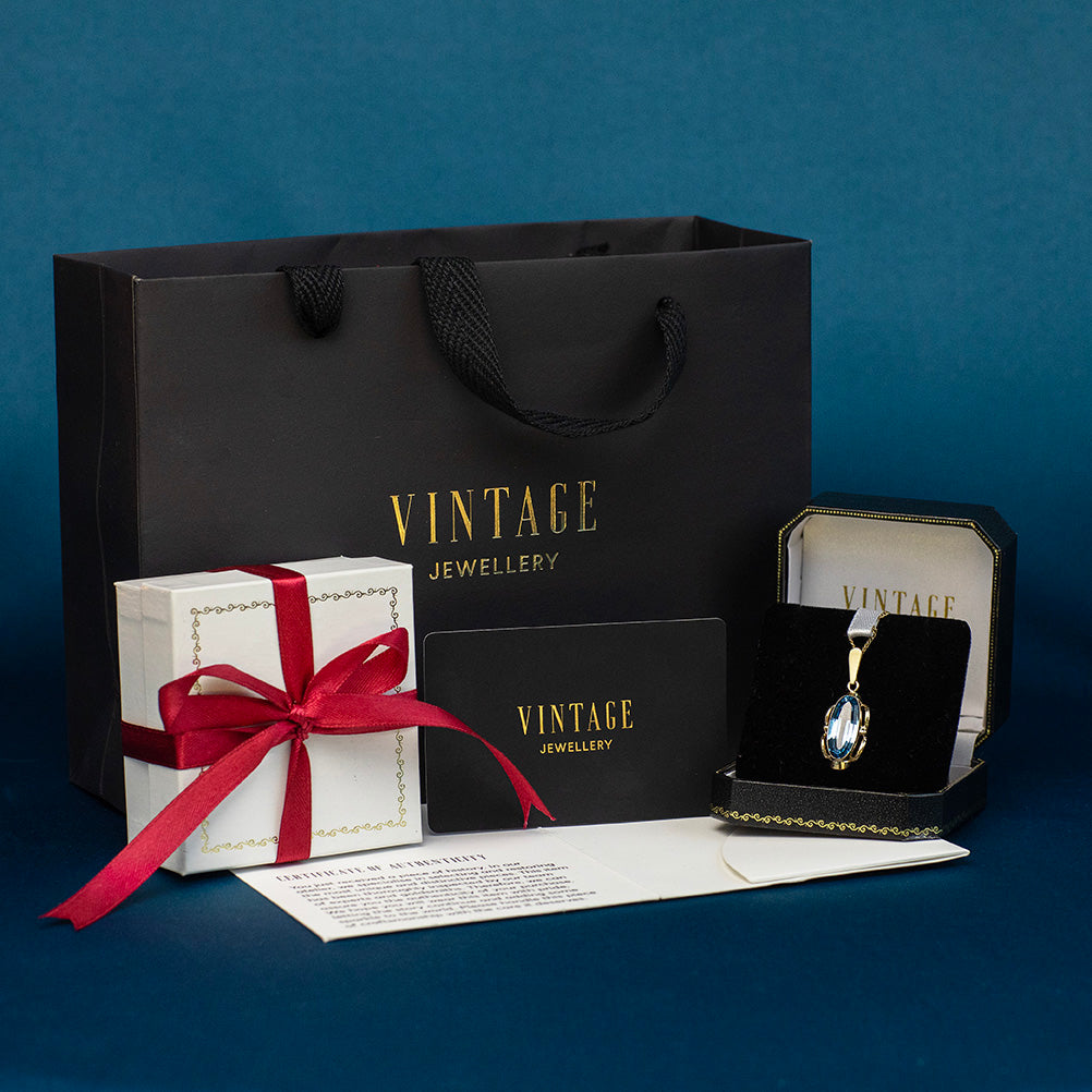 Gold pendant with sapphire 22 kt