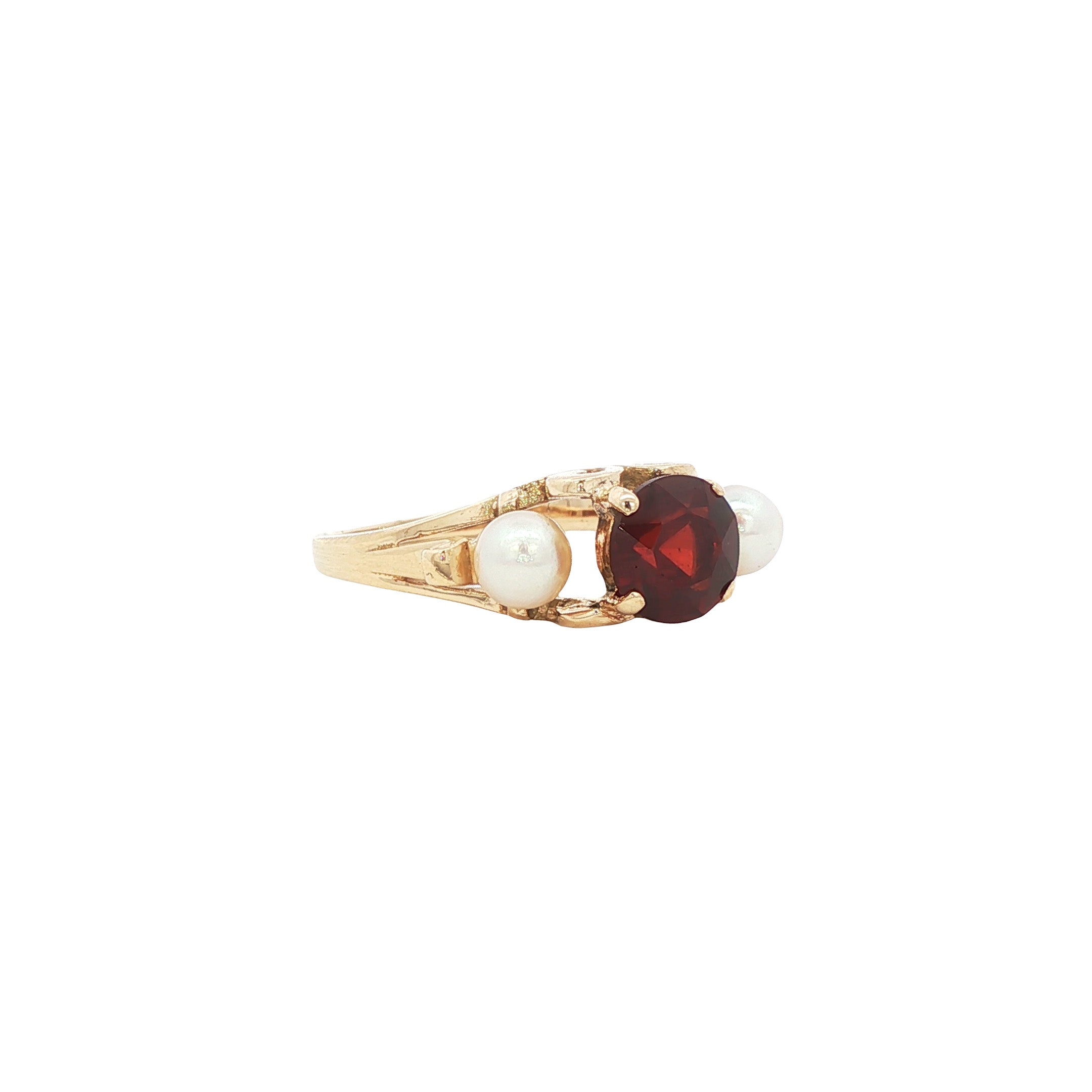 14 kt vintage gold ring with pearl and garnet