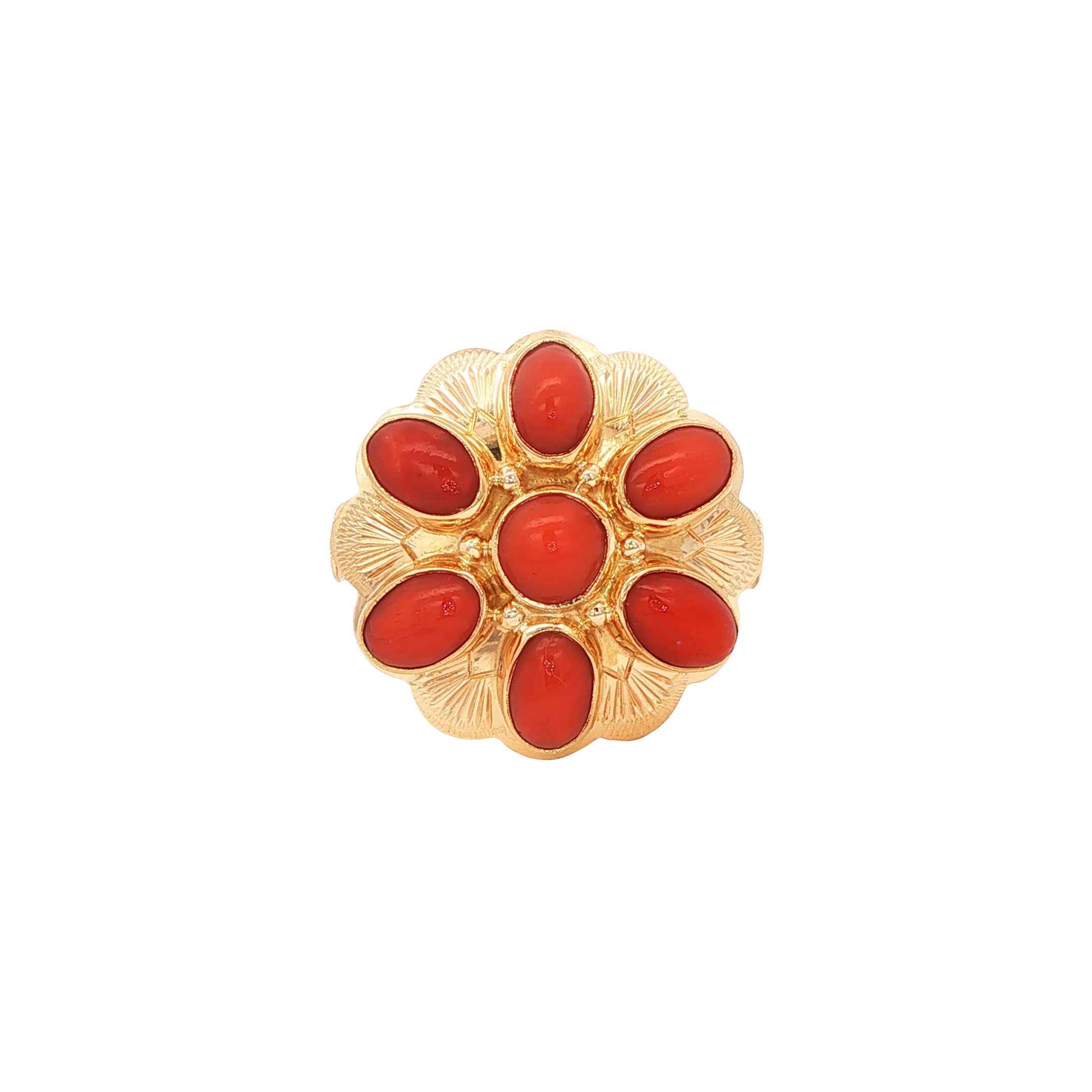 Vintage gold cluster ring with blood coral, 14 kt