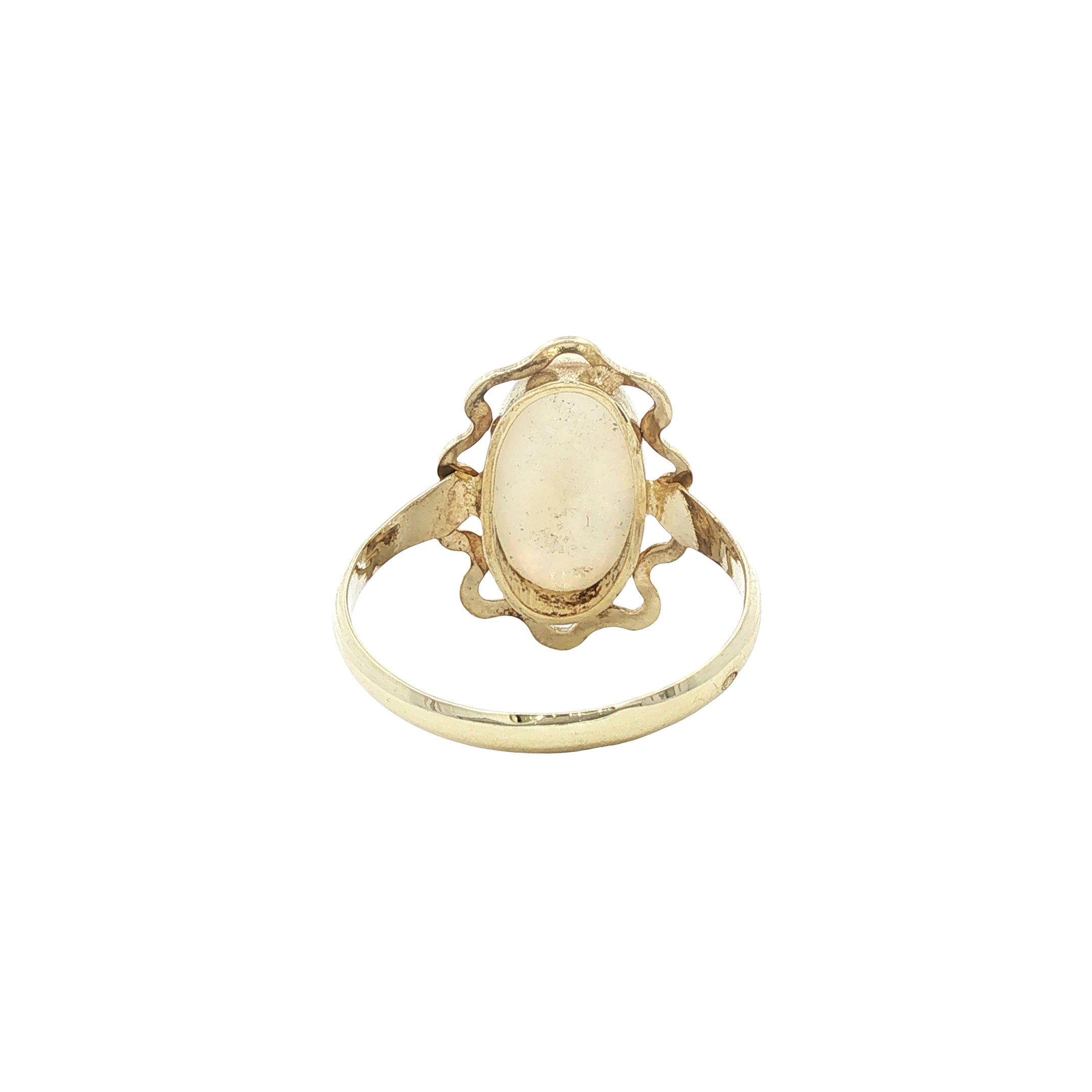 Gouden vintage ring met opaal 14 kt