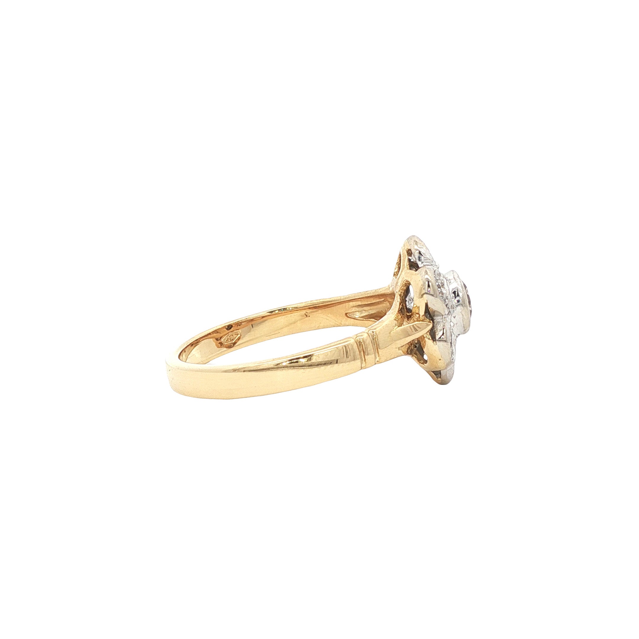 18 kt gold ring with diamond
