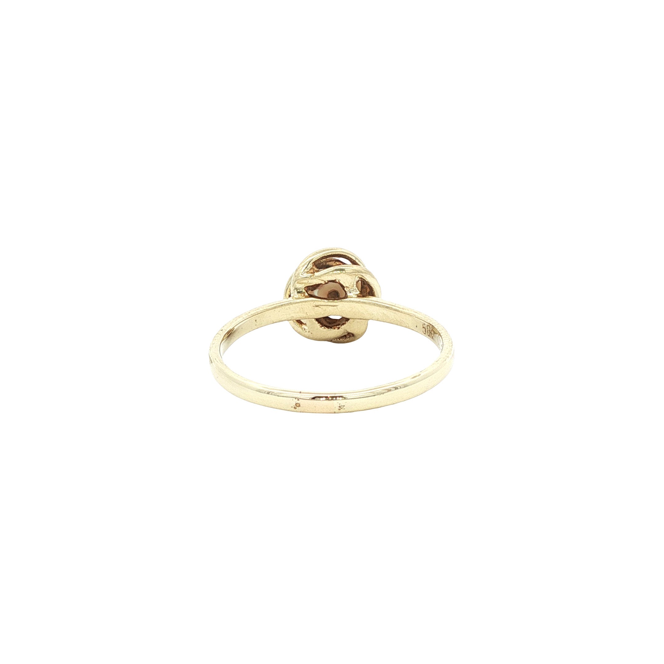 14 kt gold ring with a pearl