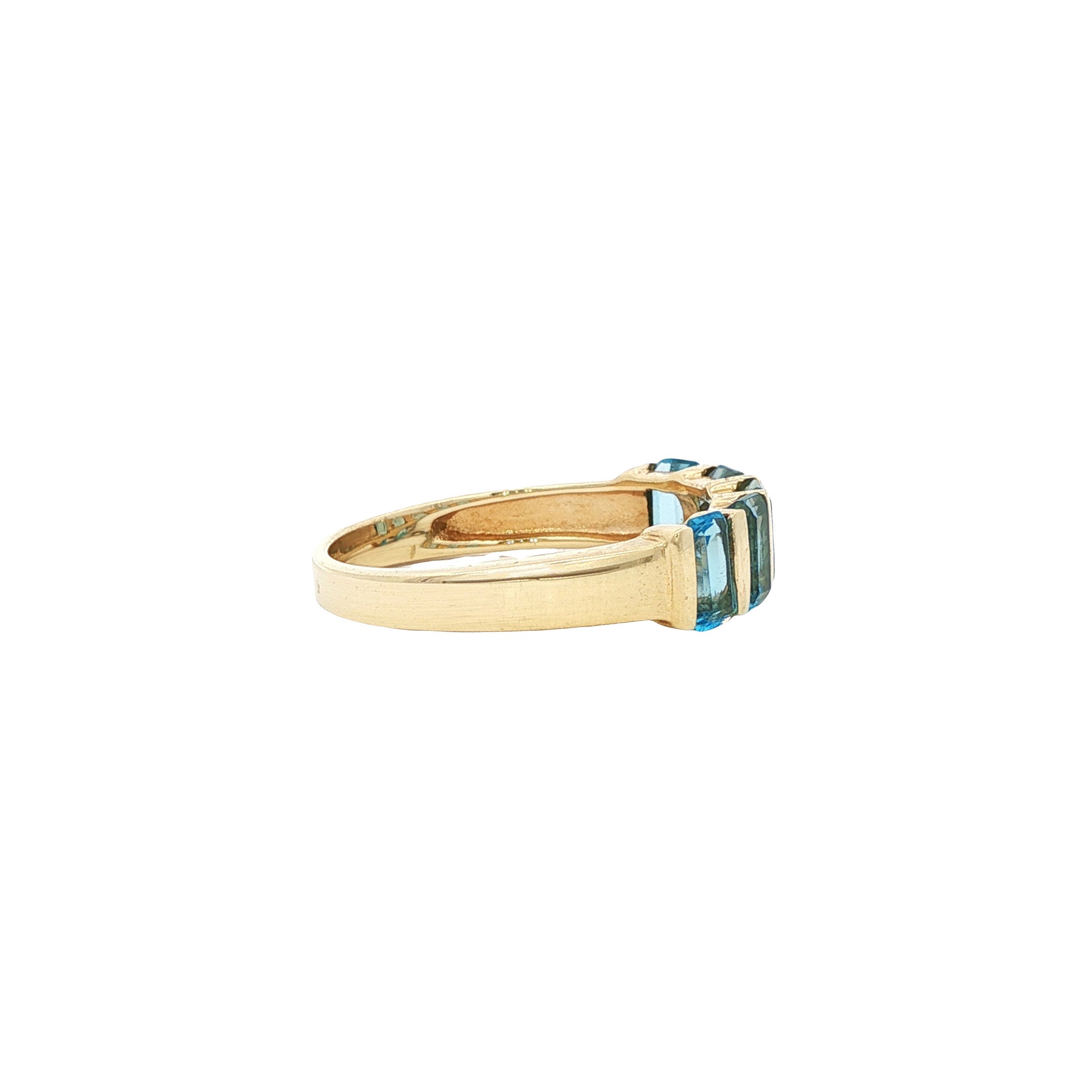 14 kt vintage gold ring with topaz