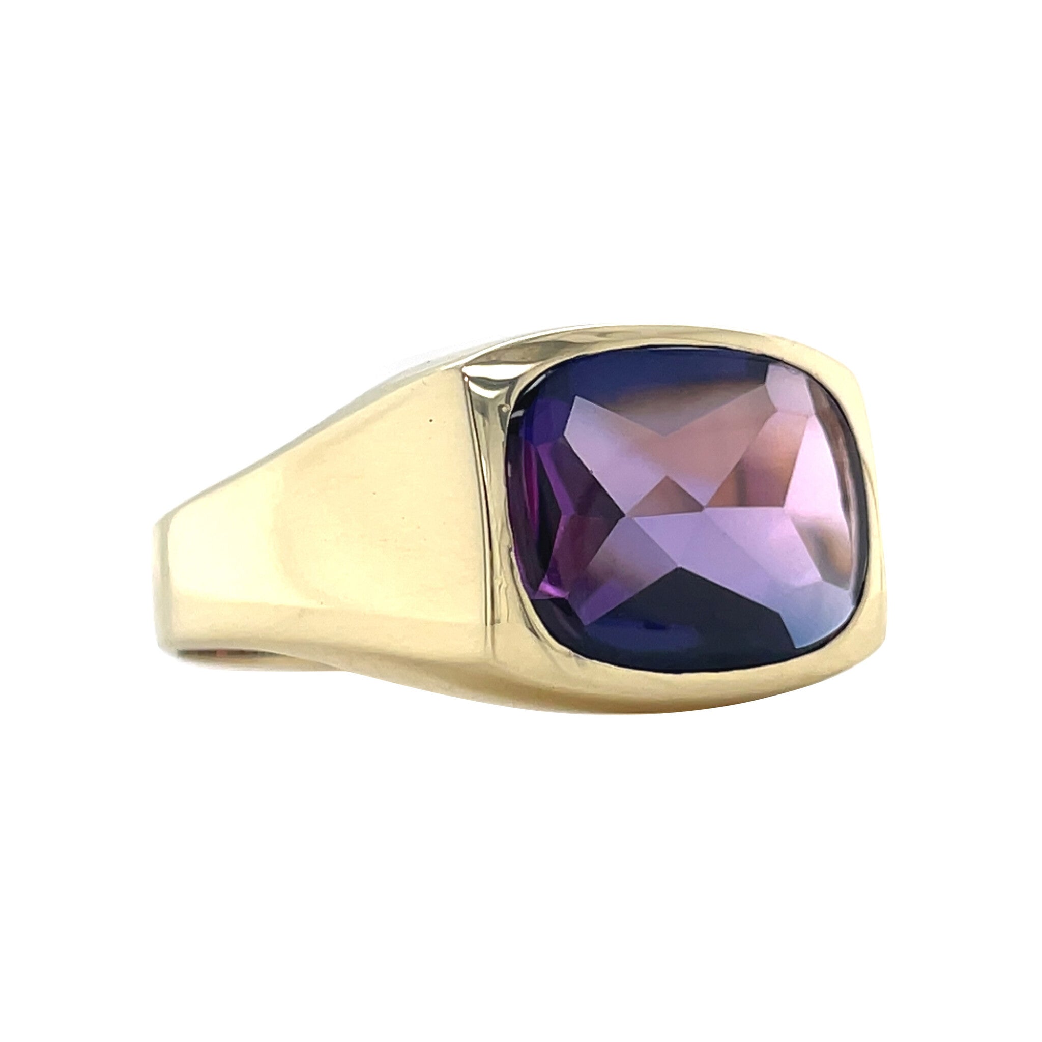 Gold vintage signet ring with sapphire 14 kt