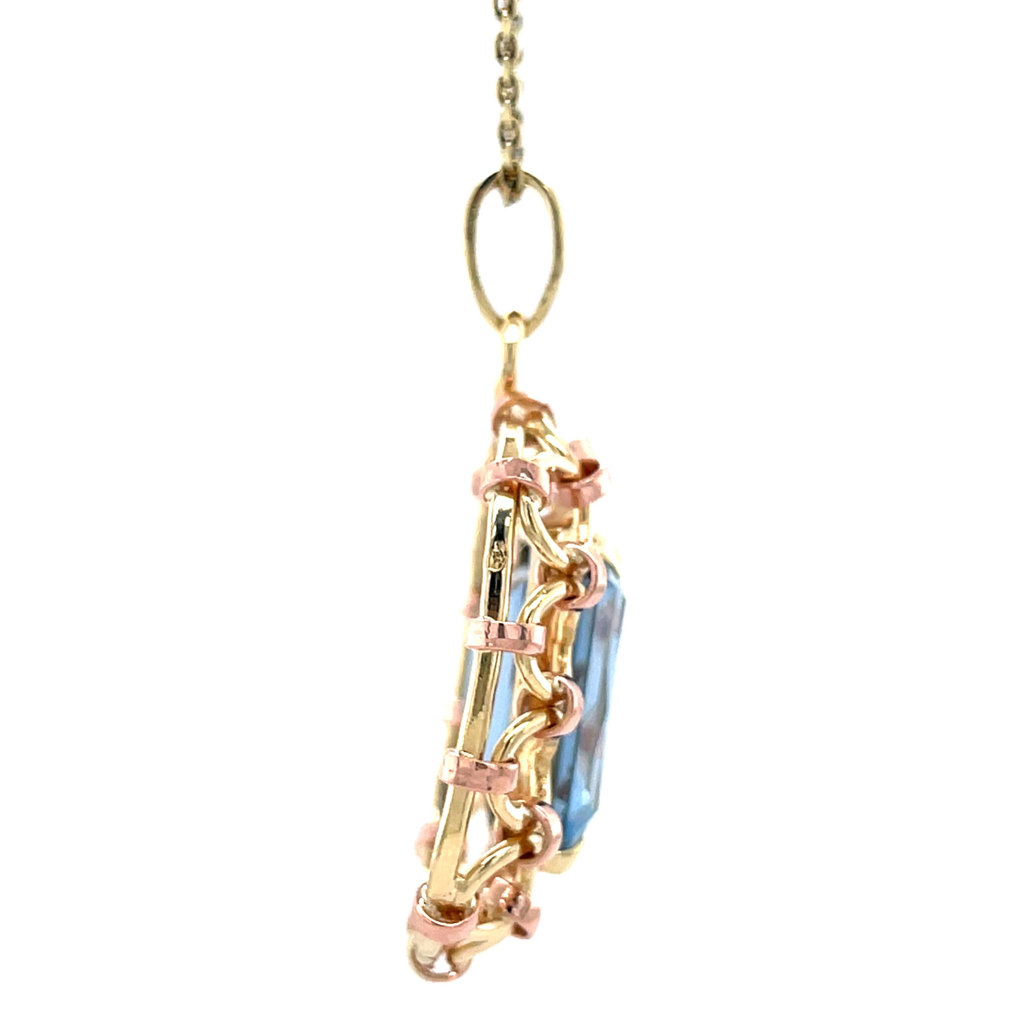Gold vintage pendant with spinel 14 kt