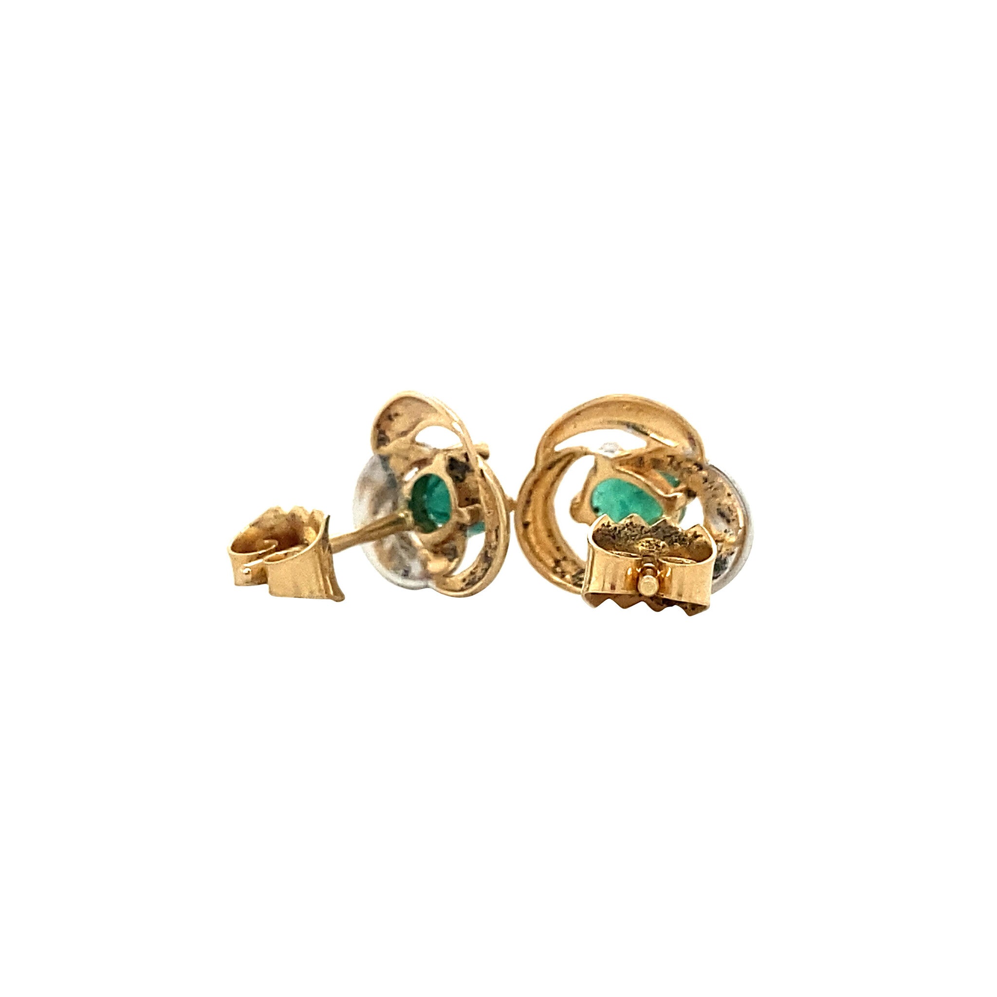 Gouden oorstekers met natuurlijke smaragd en diamant 14 krt