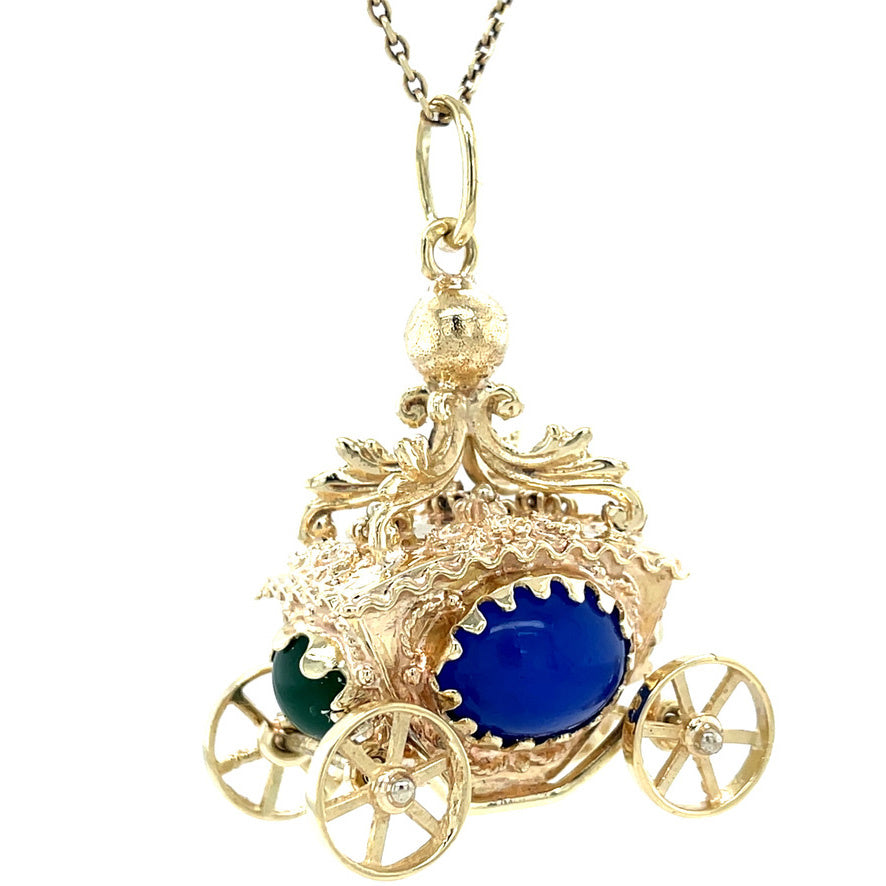 Vintage gouden koets hanger met chalcedoon 14 krt