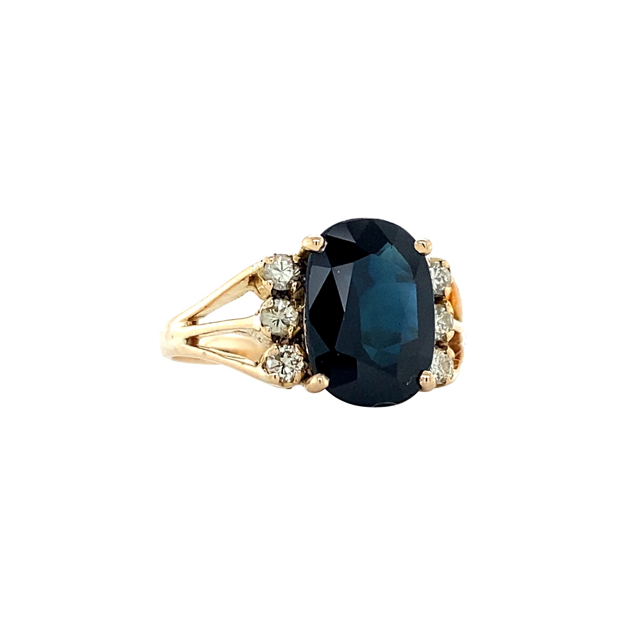 Vintage gold ring with sapphire and diamond, 14 kt