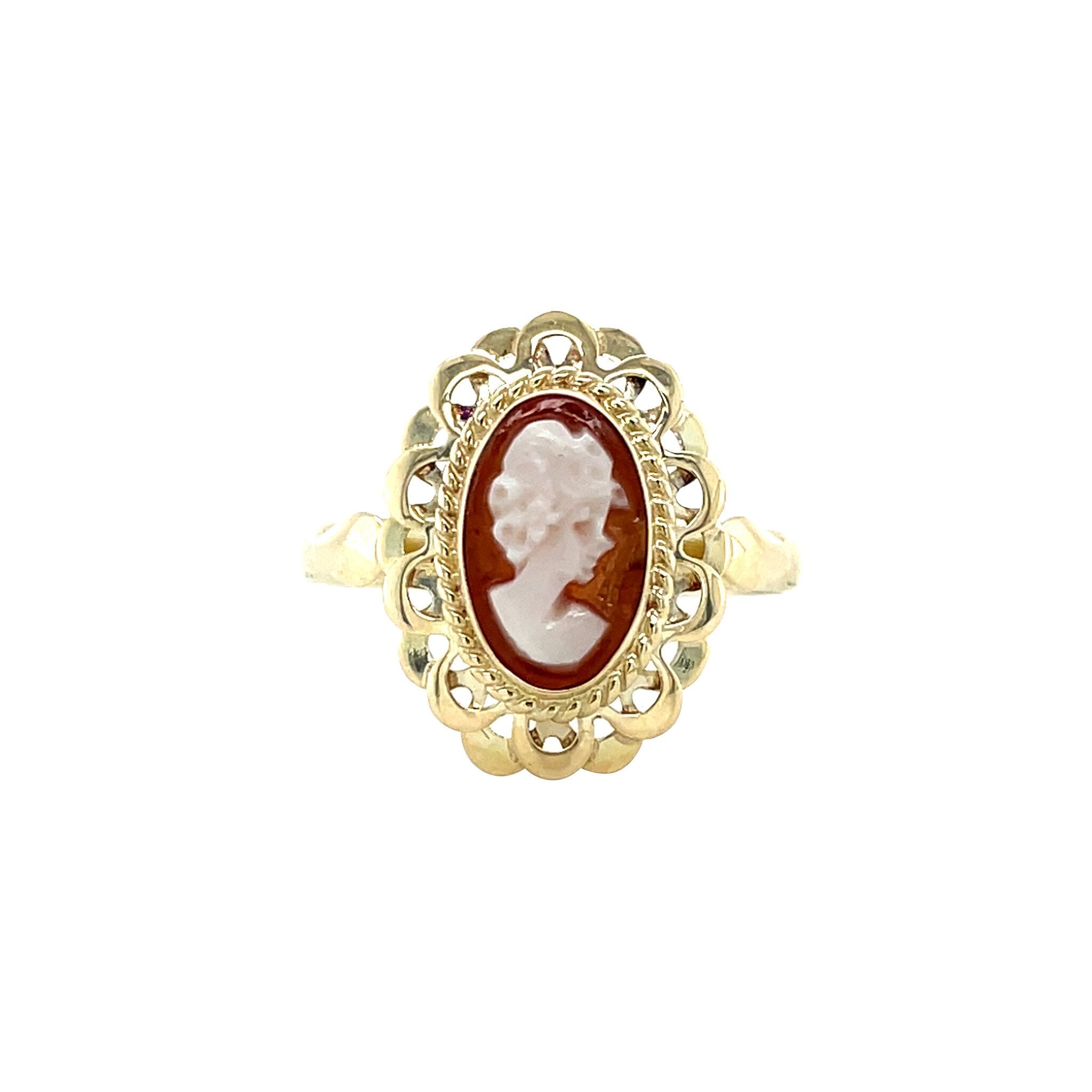Gouden vintage ring met camee 14 krt