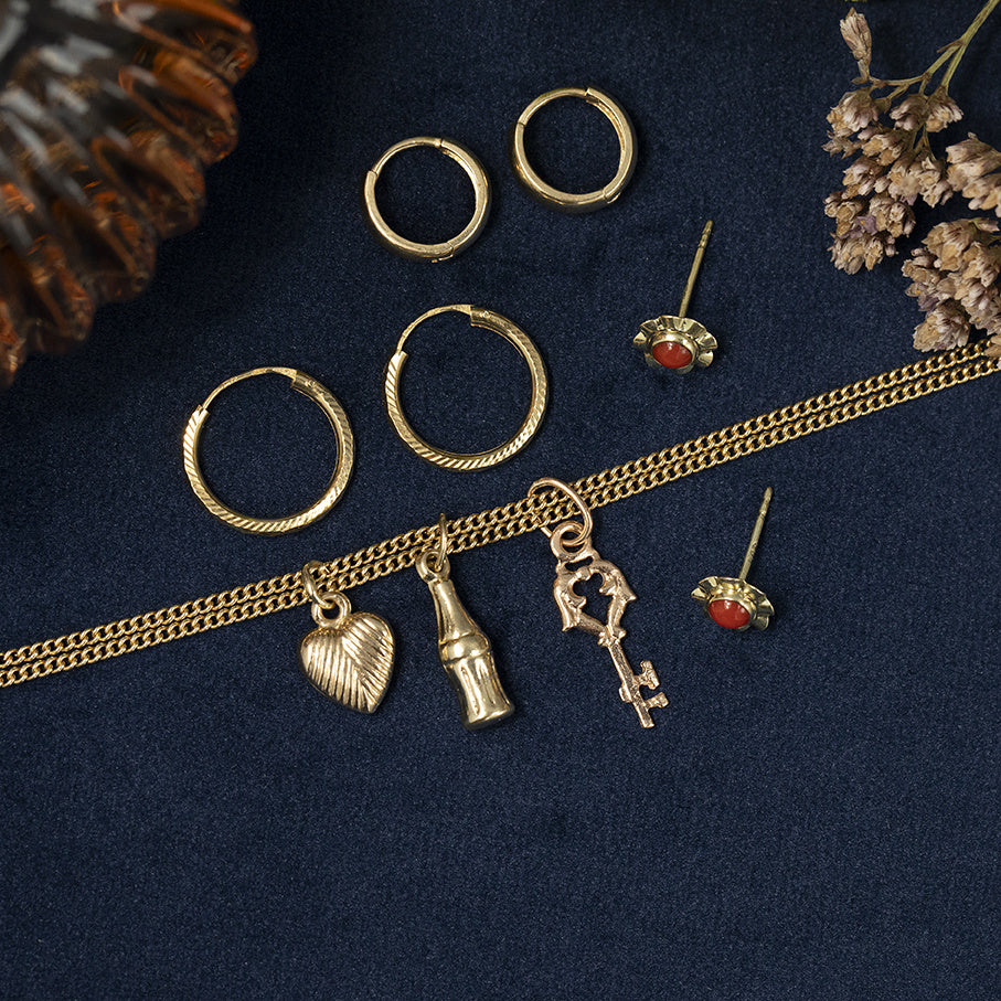 Rose gold vintage key pendant 14 kt