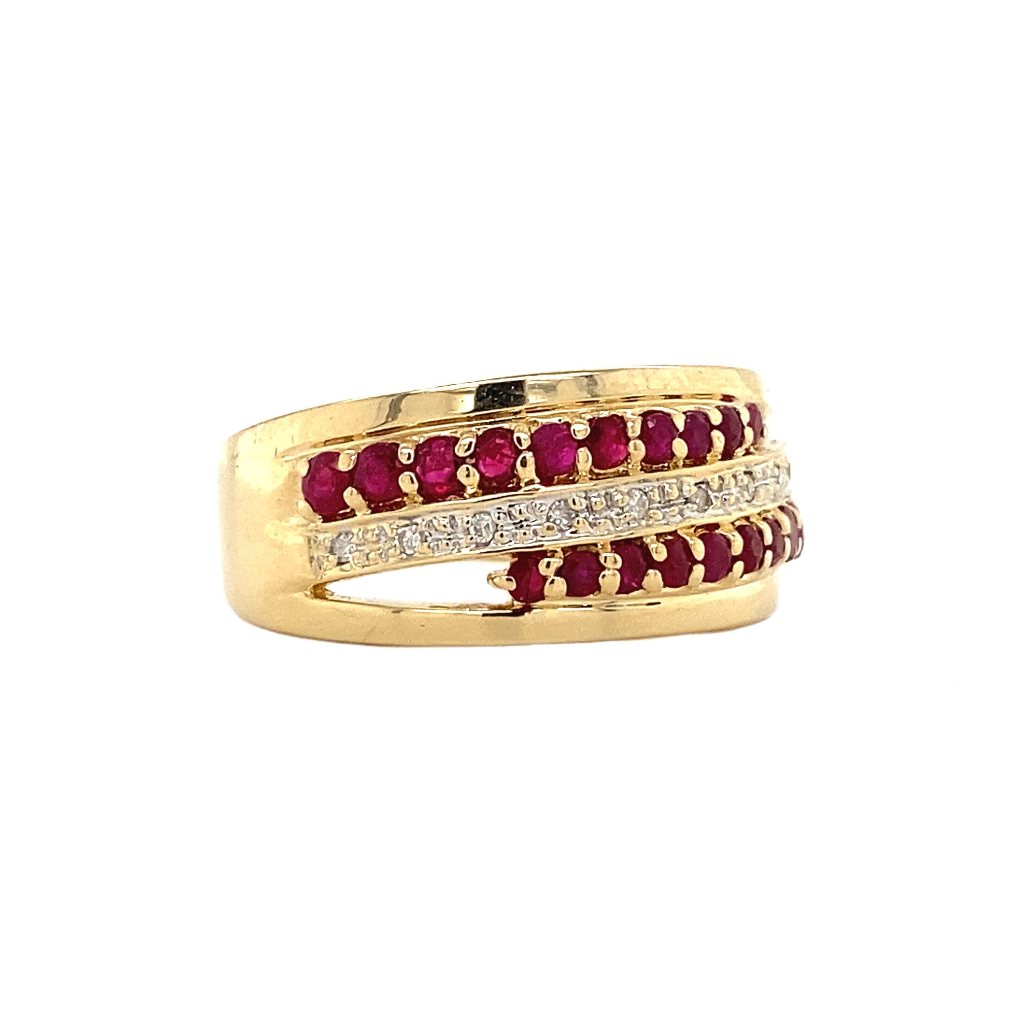 14 kt gold ring with diamond and ruby