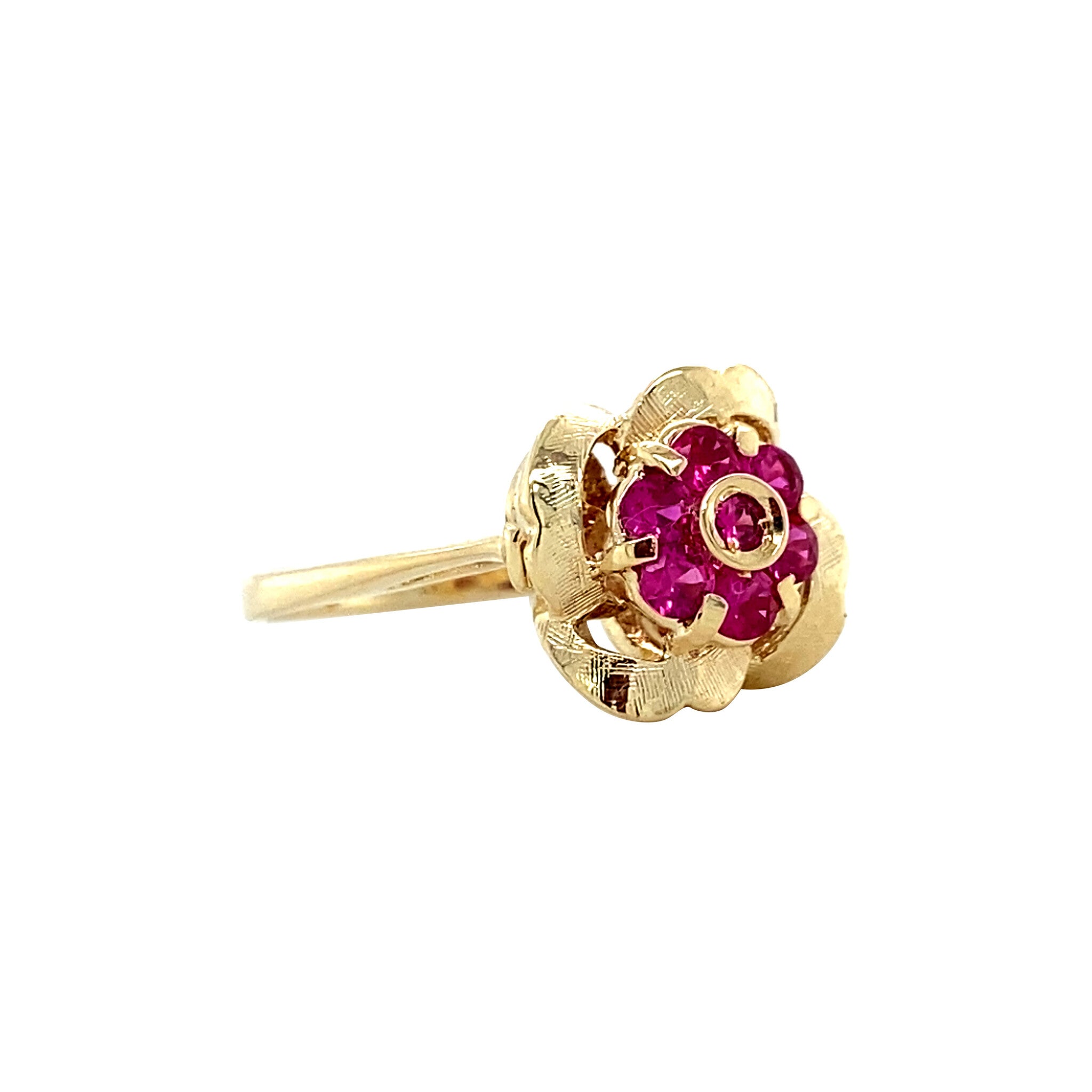 Gouden vintage entourage ring met robijn 14 krt