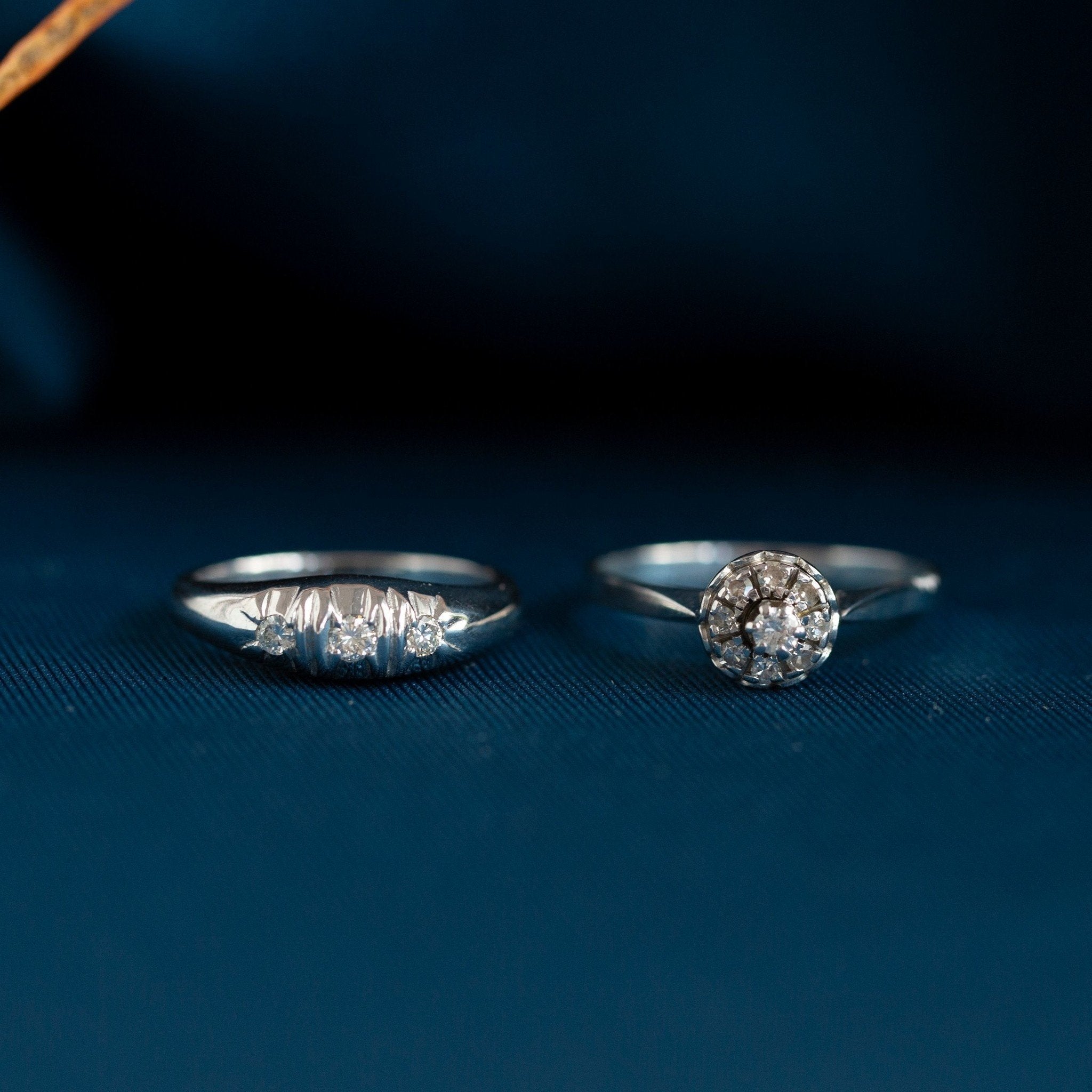 White gold ring with diamond 14 carat