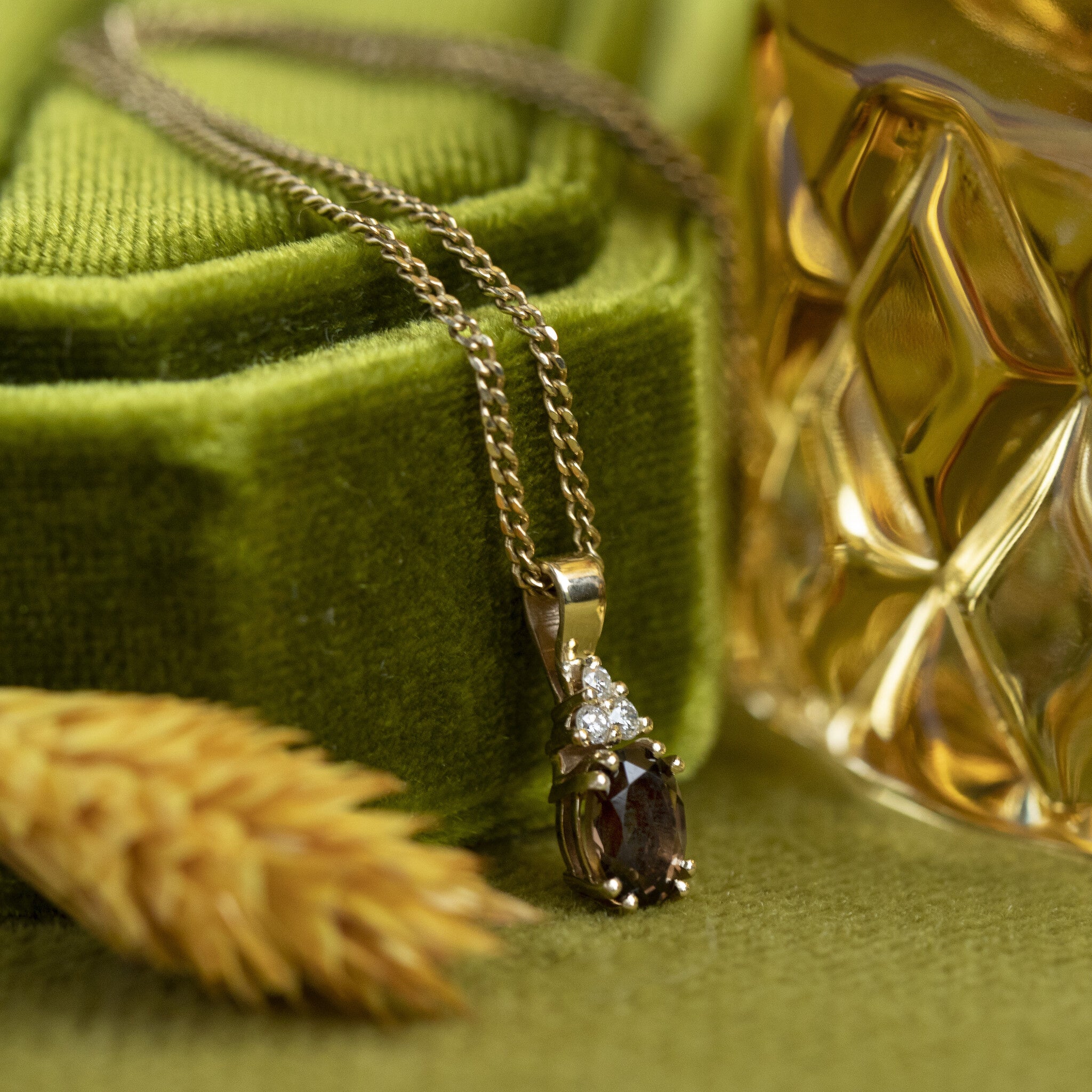 Audrey hanger 14 krt - Solid Rock