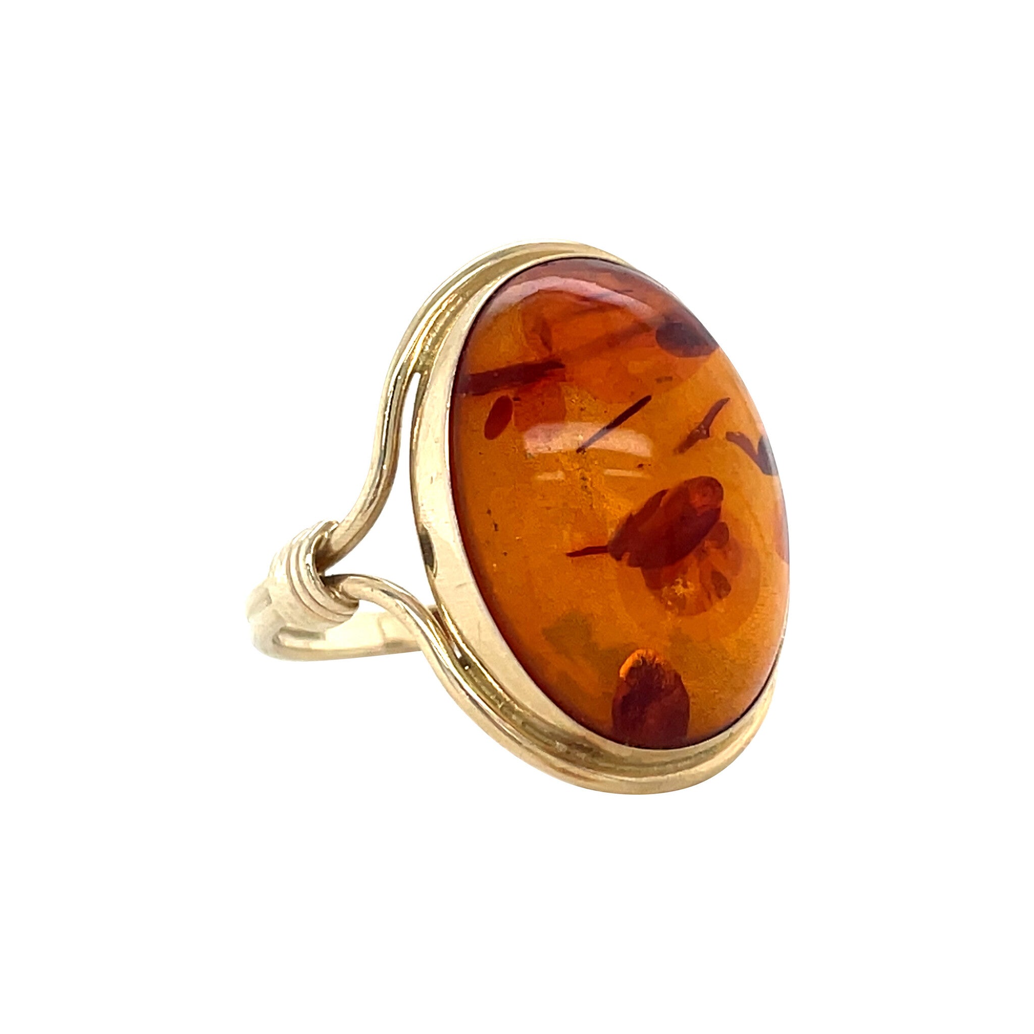 Vintage ring with amber 8 kt