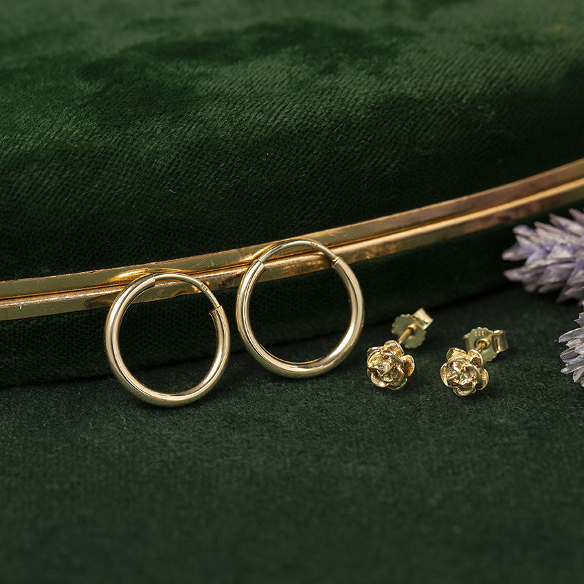 Gouden vintage gladde oorringen 14 kt