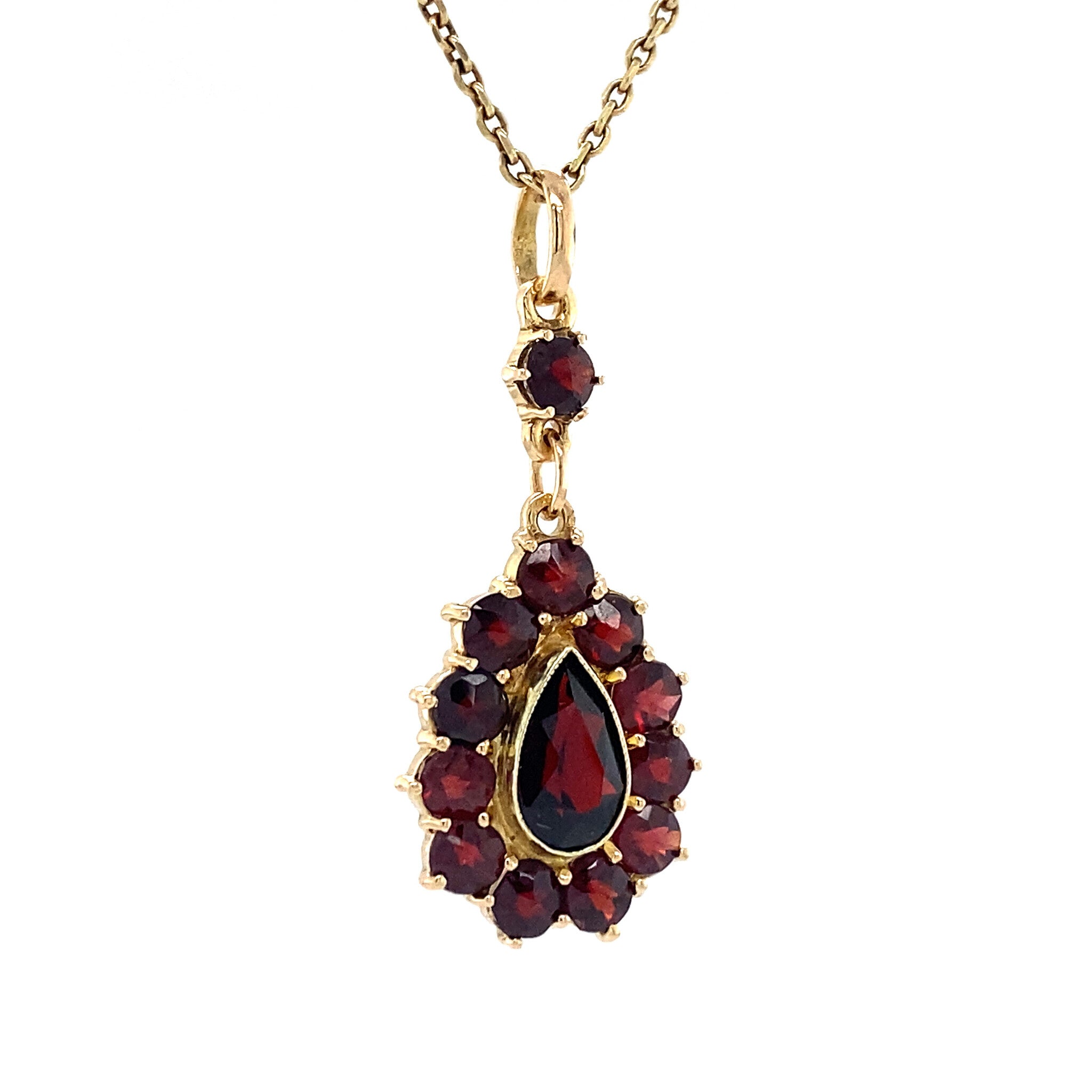 Gouden entourage hanger met granaat 14 krt