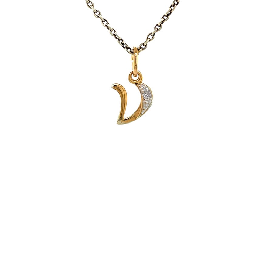 14 kt gold letter V pendant with diamond