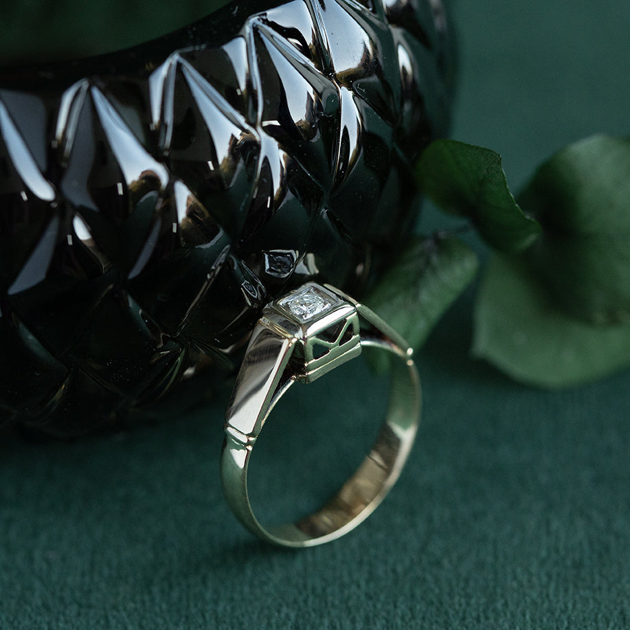 Gouden vintage ring met diamant 14 krt