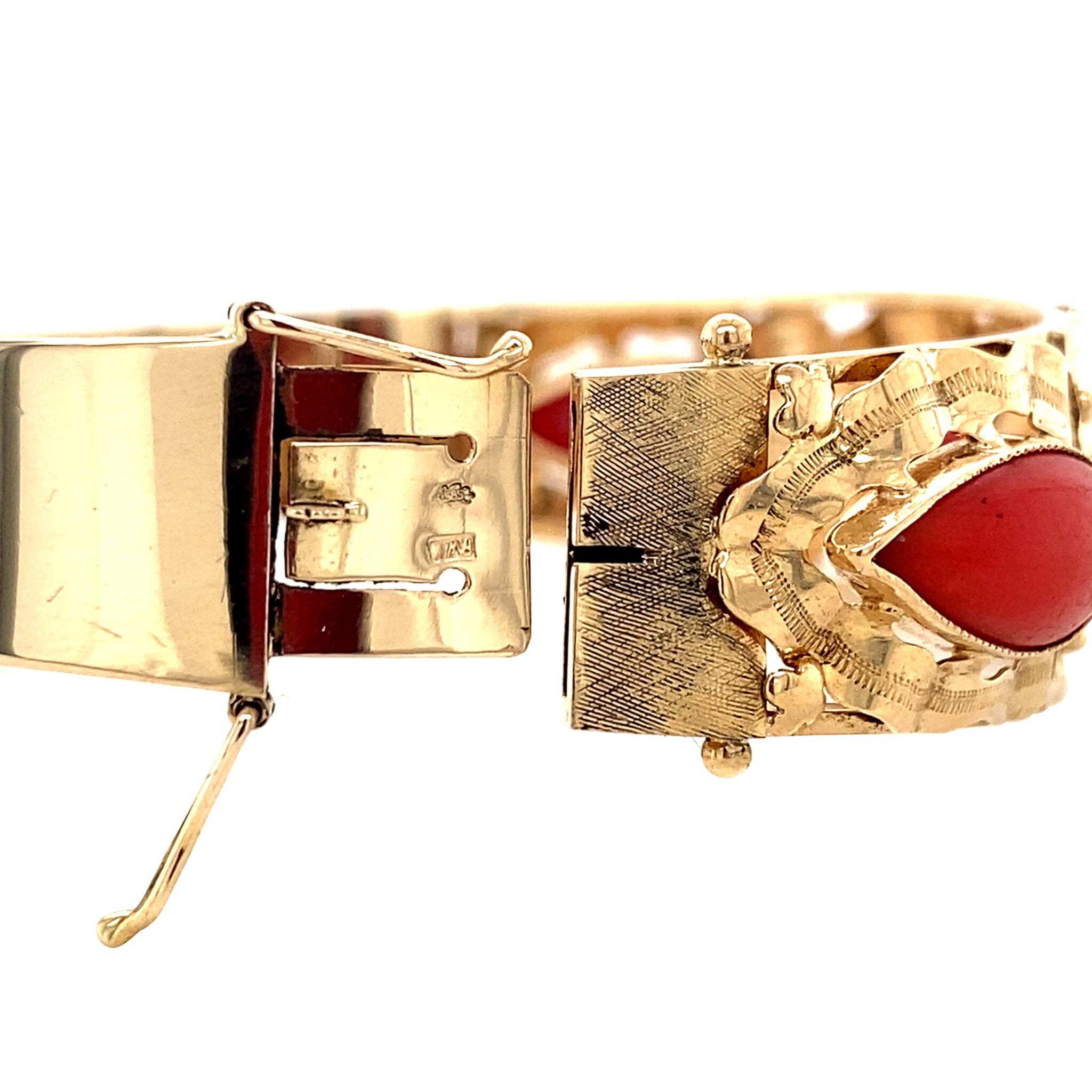 Vintage gouden bangle met bloedkoraal 14 krt