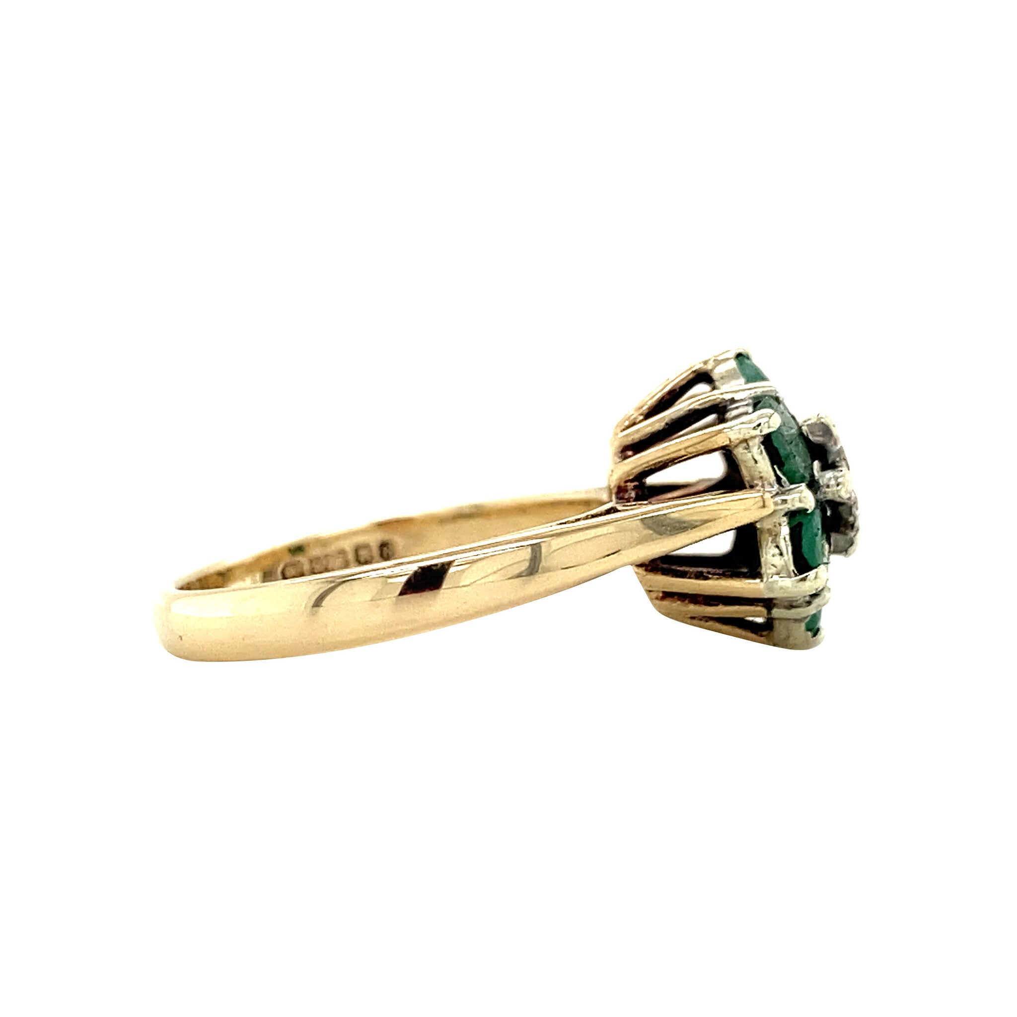 Entourage ring with emerald and diamond 9 krt