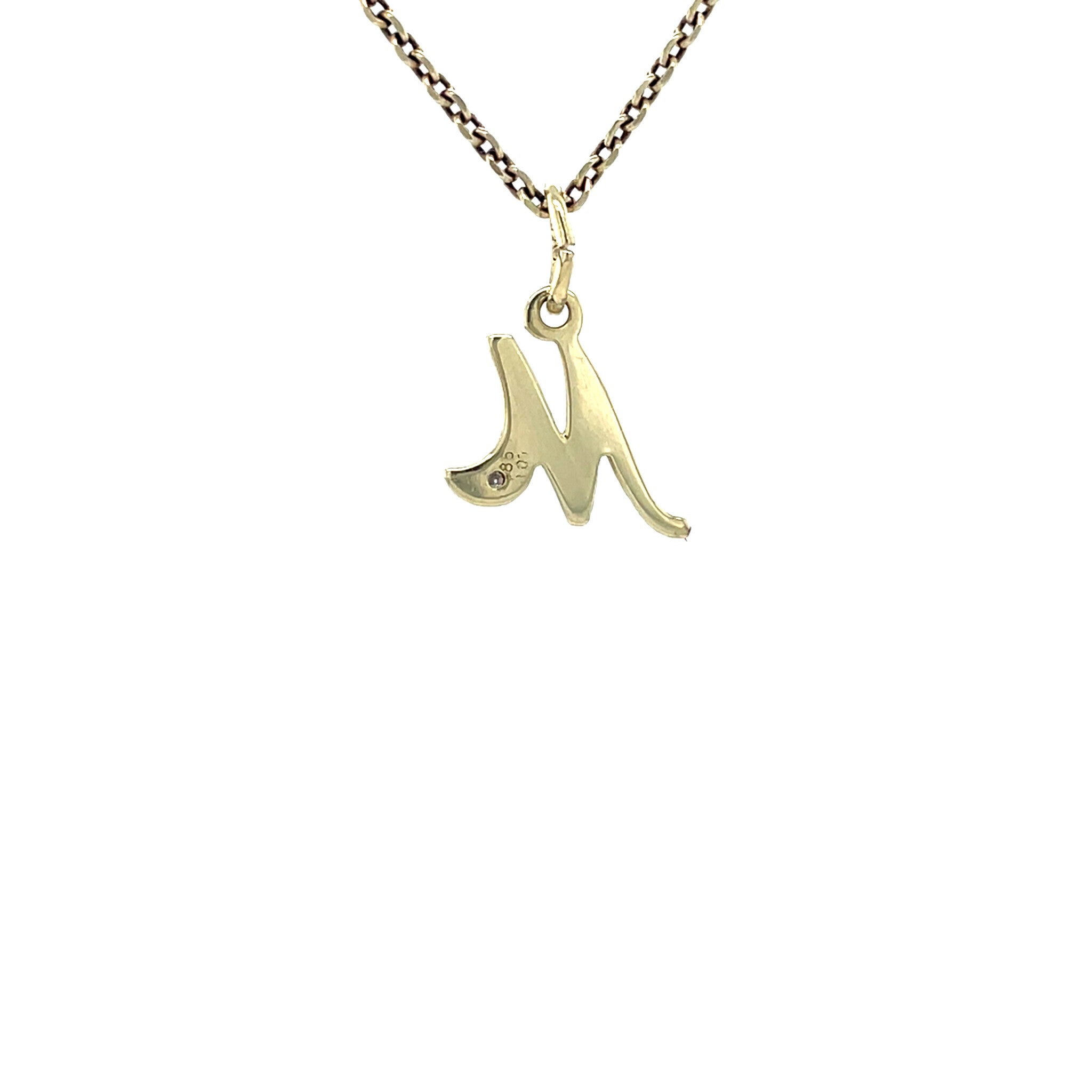 Gouden vintage letter M hanger met diamant 14 krt