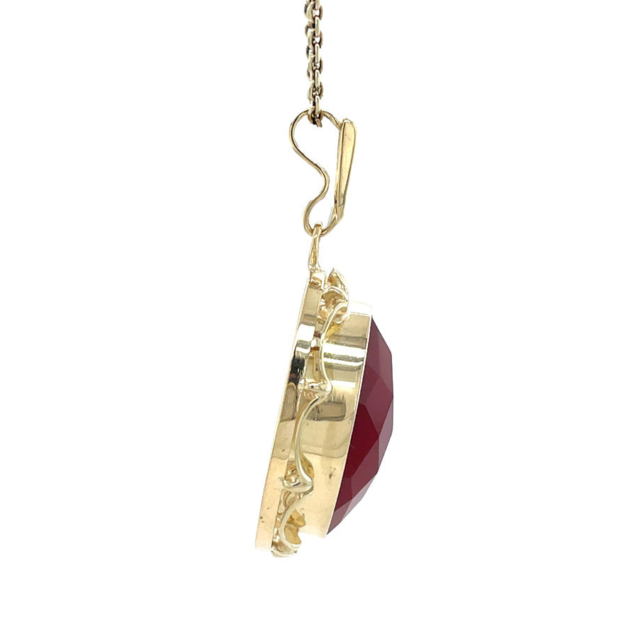 Gouden vintage hanger met carneool 14 krt