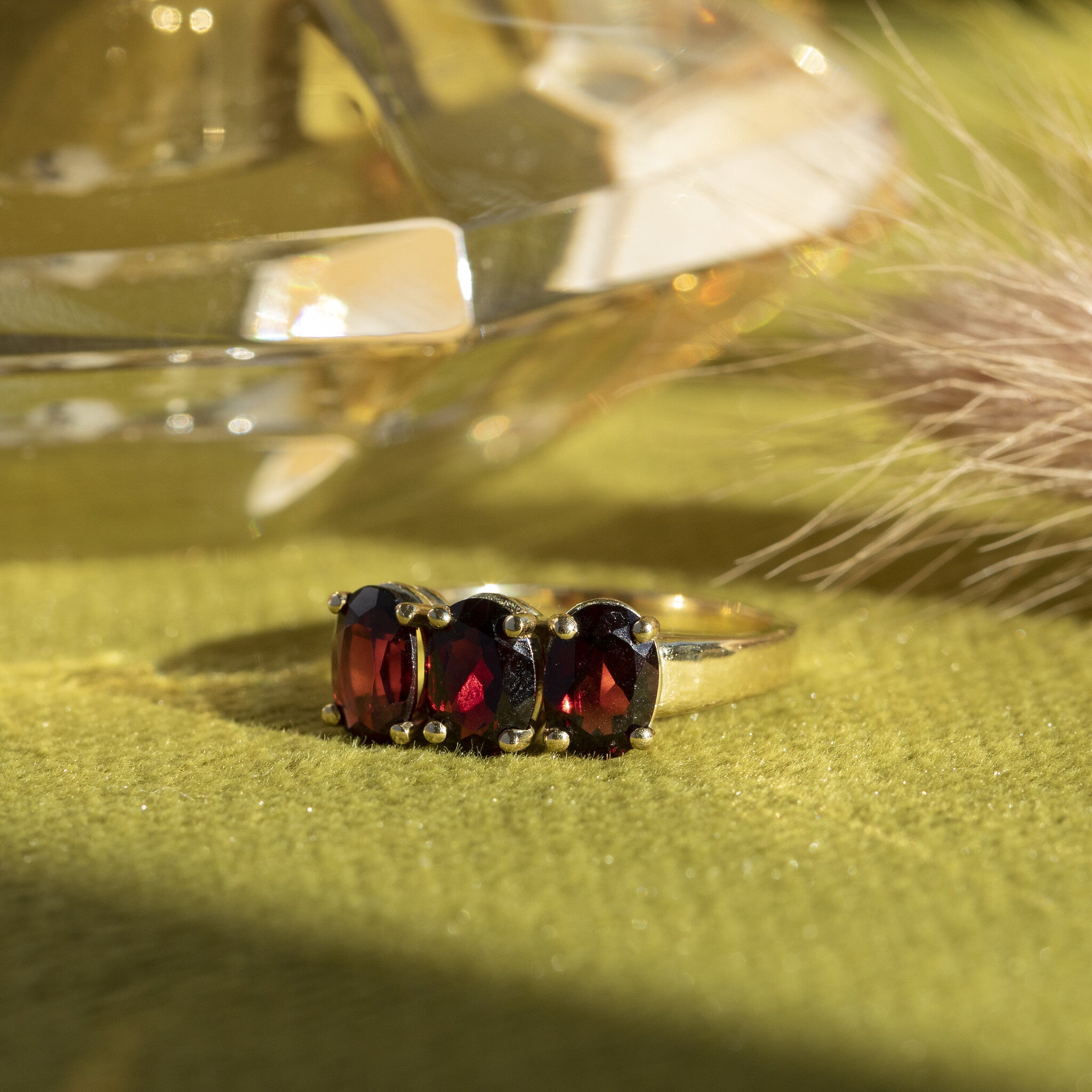 Marlene ring 14 krt -Merlot