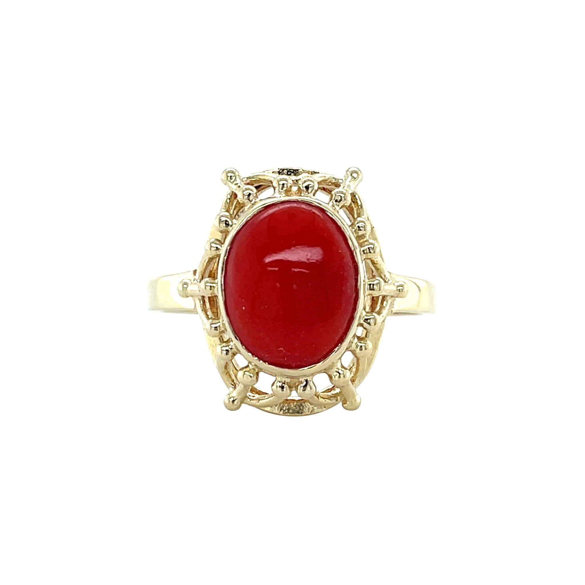 Gold vintage ring with blood coral 14 kt