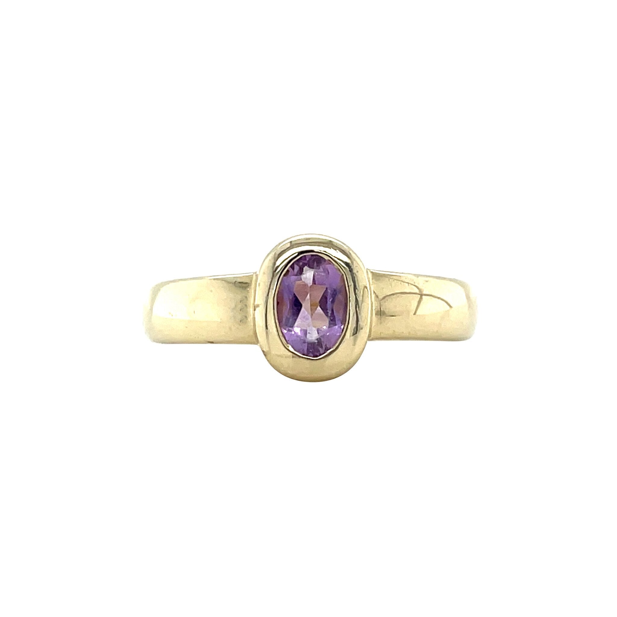 Vintage 14 kt gold ring with amethyst