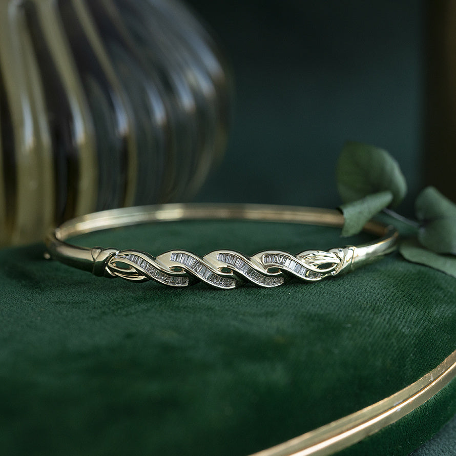 Vintage bangle met diamant 10 kt