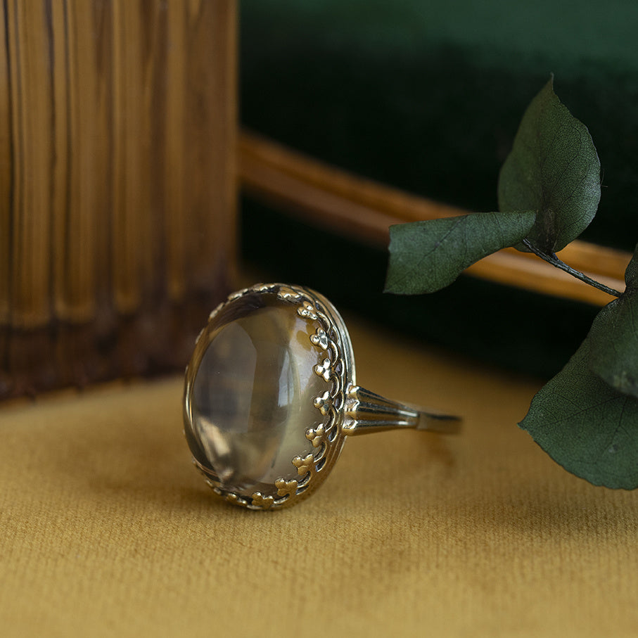 Vintage ring met cairngormkwarts 8 krt
