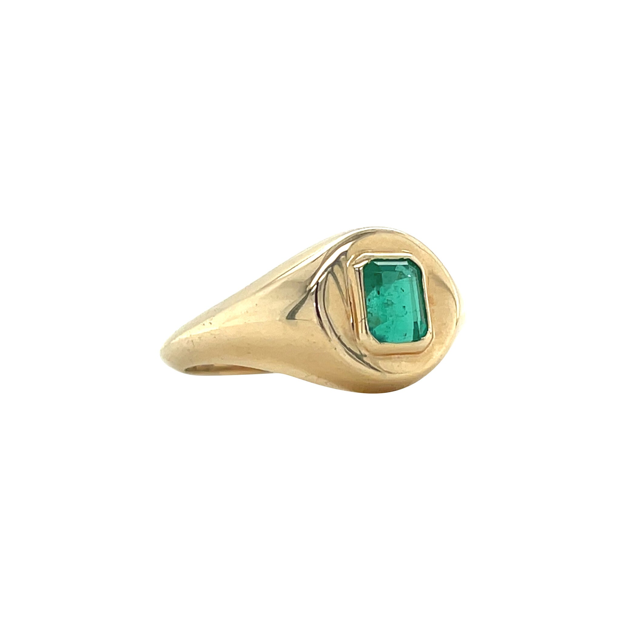 Gold vintage ring with emerald 14 kt