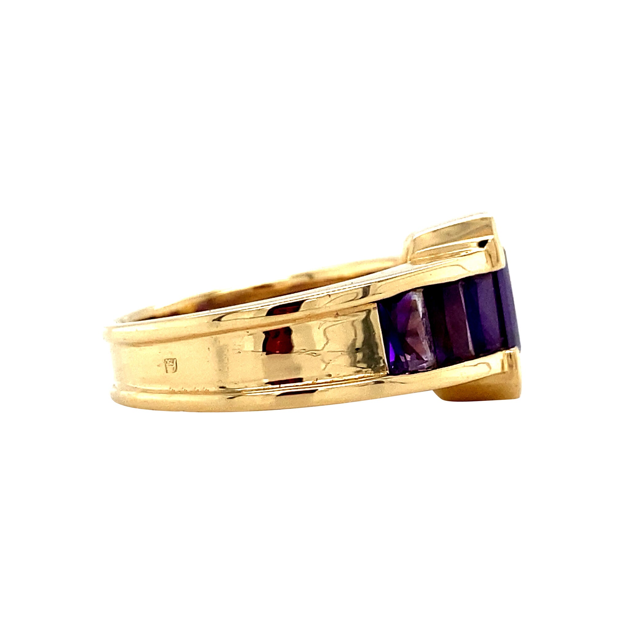 Gold ring with amethyst 18 kt