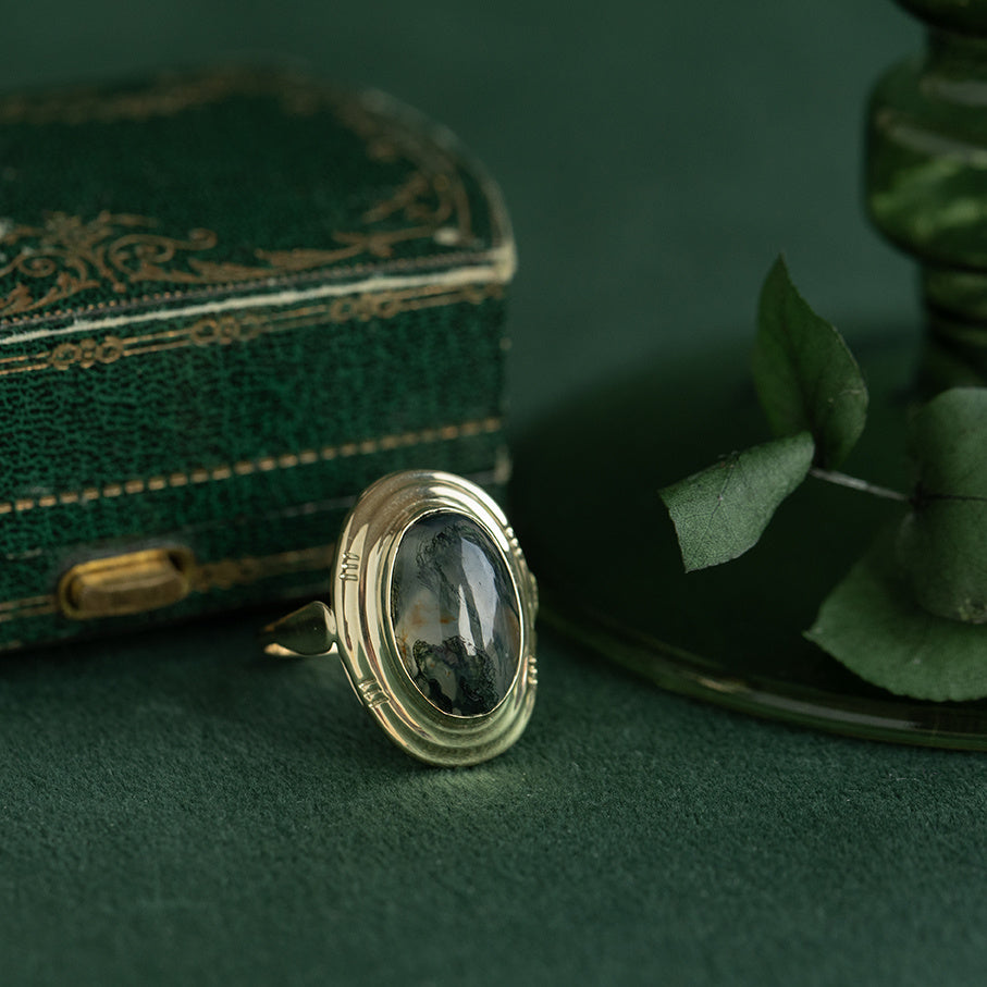 Vintage gold ring with moss agate, 14 kt