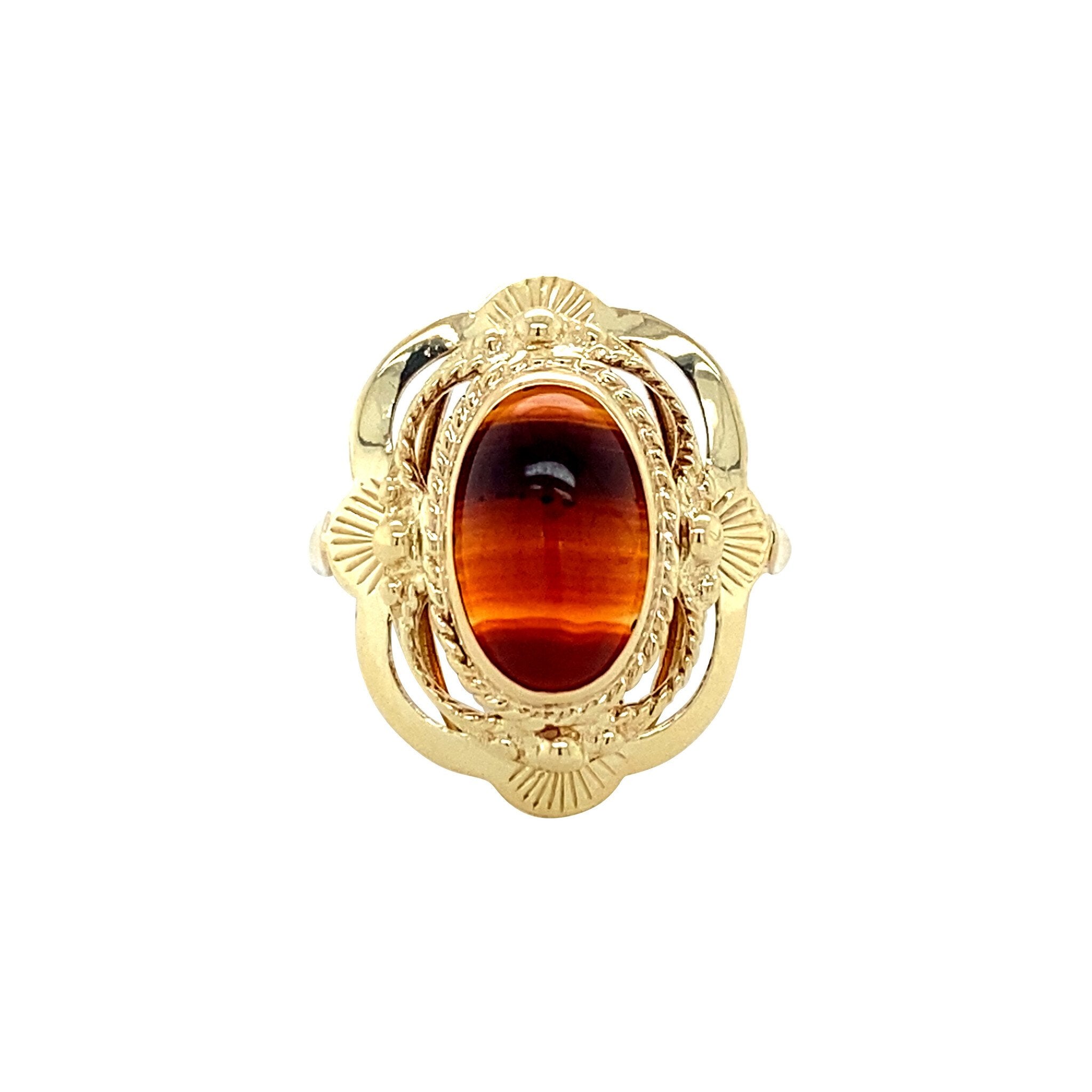 Vintage gold ring with banded agate, 14 kt