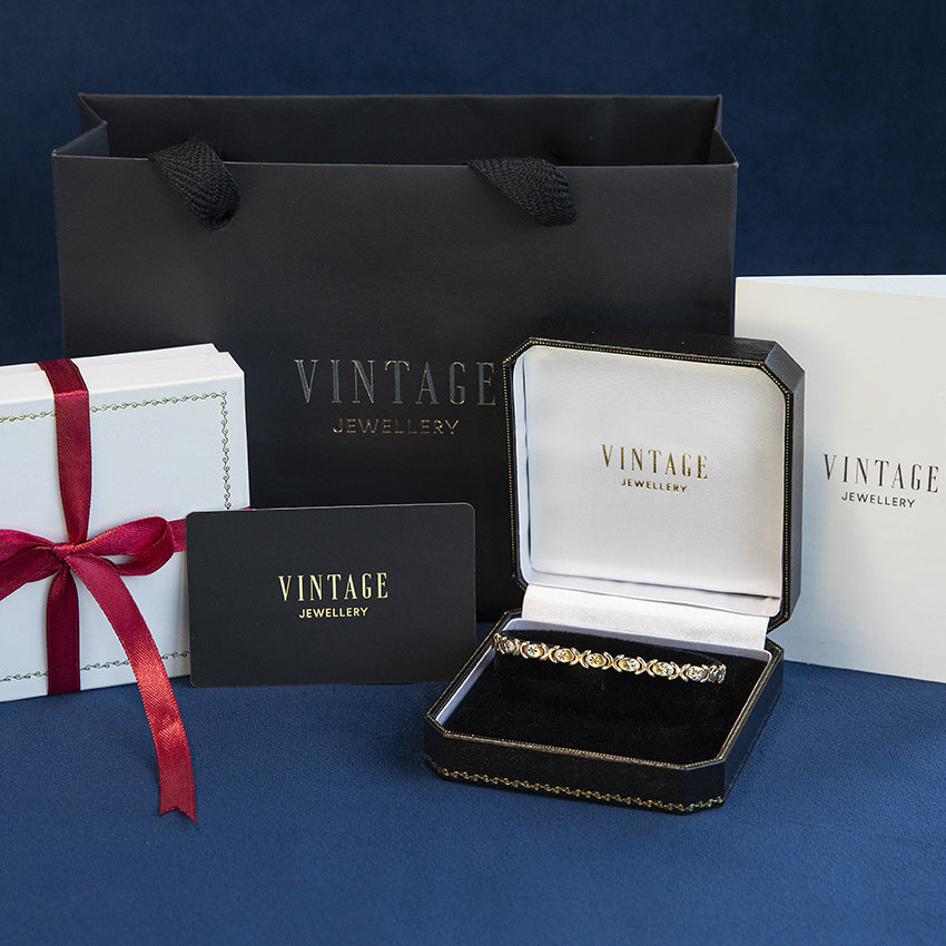 Vintage 14 kt gold fantasy bracelet