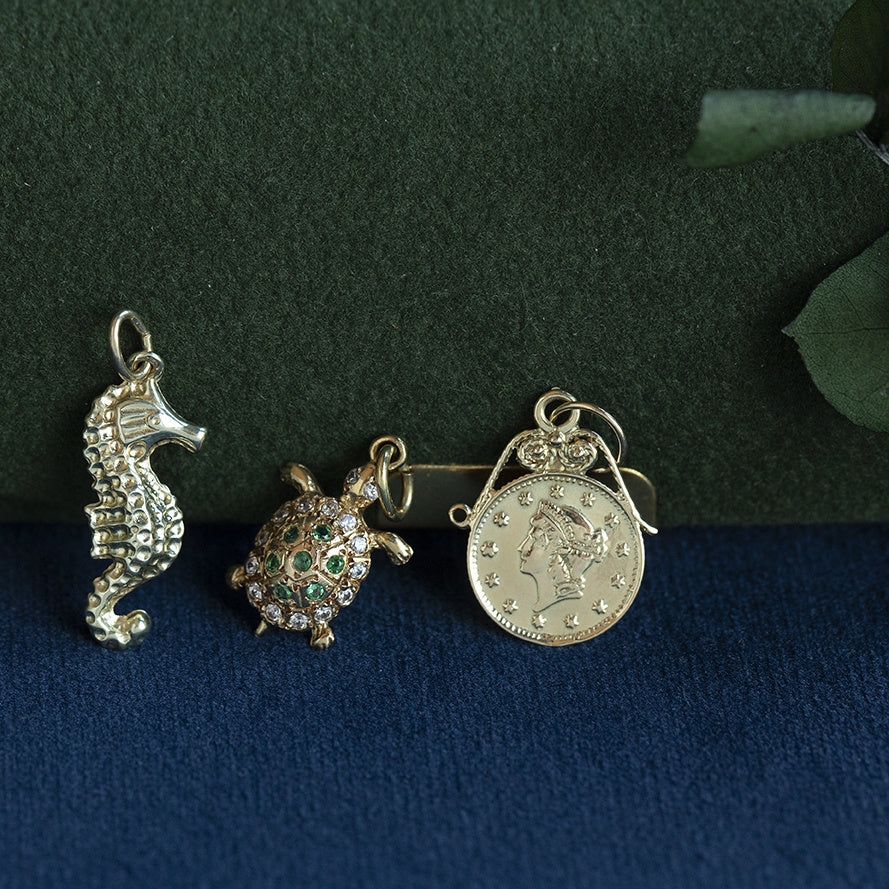 Vintage gold coin pendant, 14 kt
