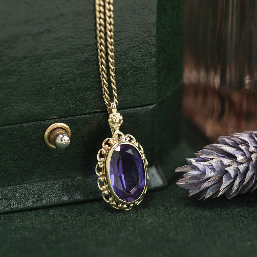 Gouden vintage hanger met saffier 14 kt