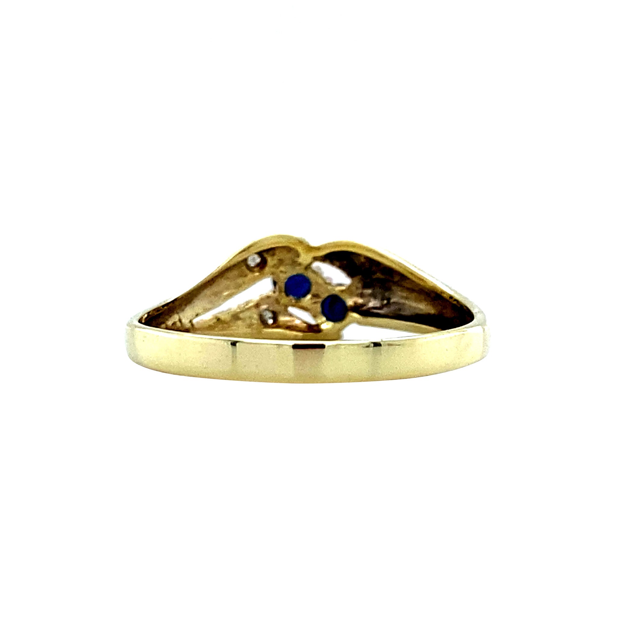 14 kt gold ring with sapphire and diamond