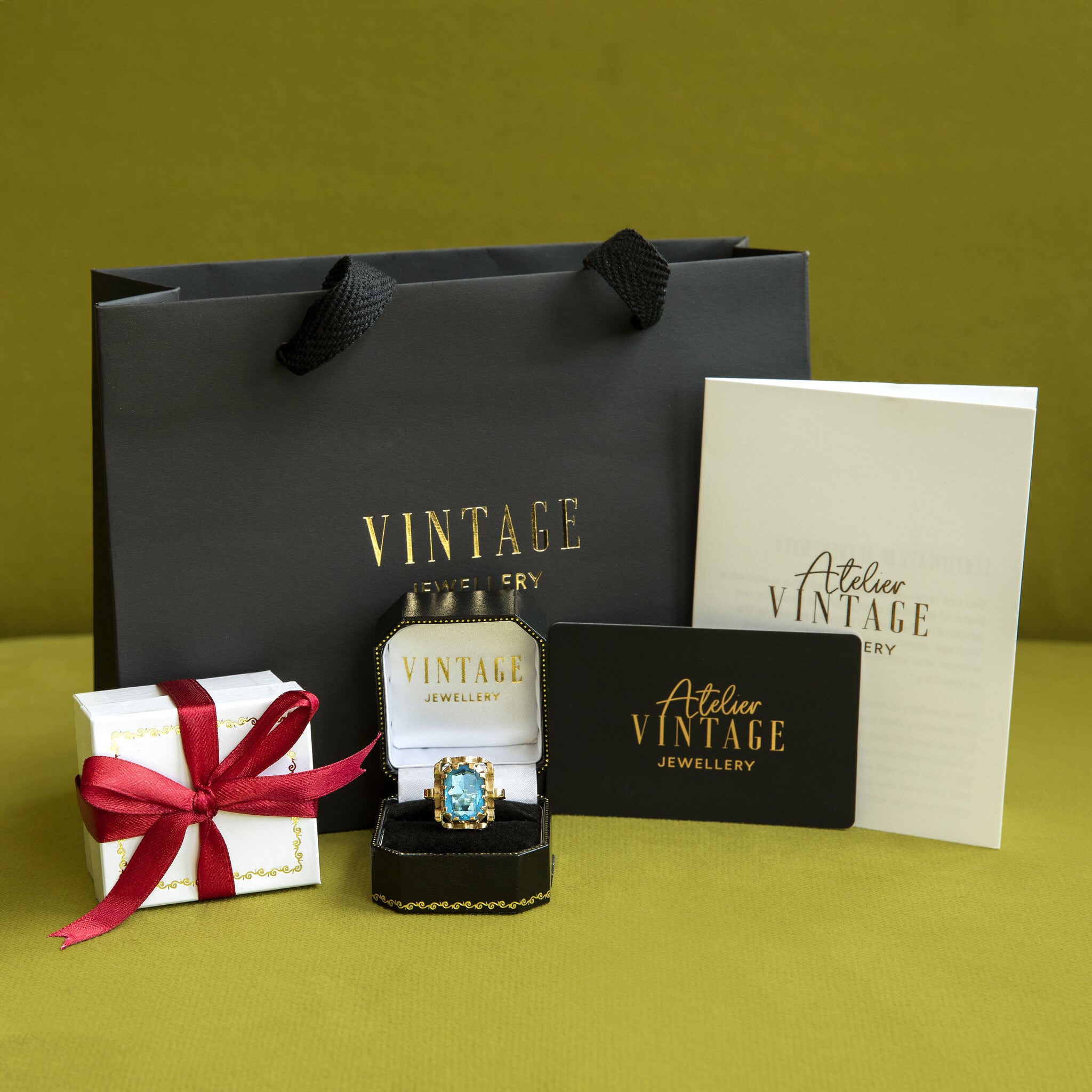 Queen's ring 14 krt - Poolside Party