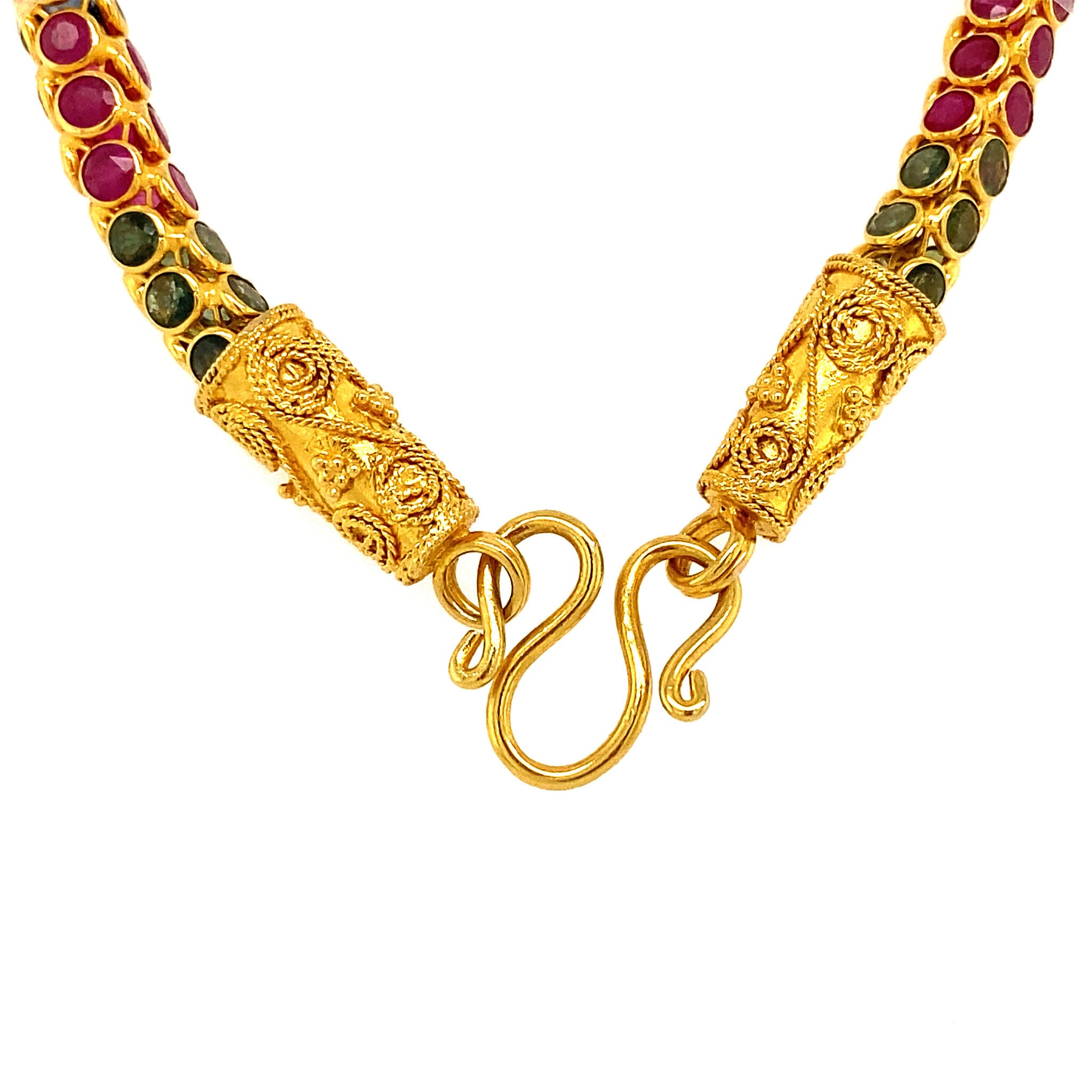 Gold necklace with emerald, sapphire and ruby 43.5 cm 18 krt
